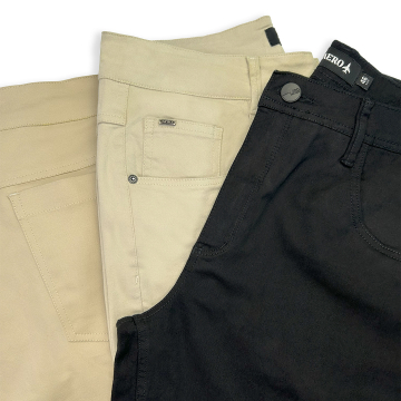 Bermuda Masculina Slim Essencial em Denim 3x1