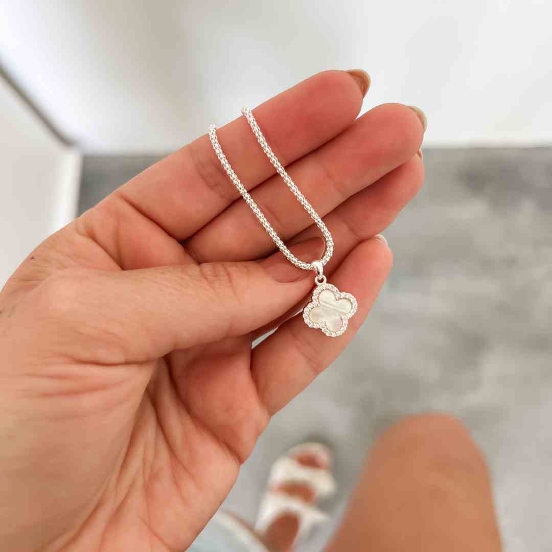 Pingente Trevo Pérola