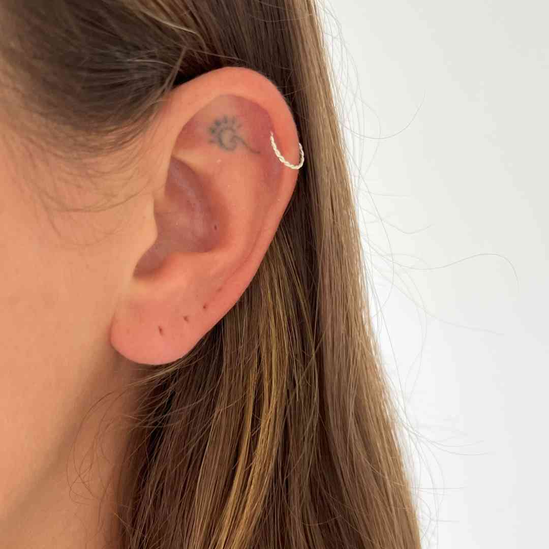 Piercing argola torcida