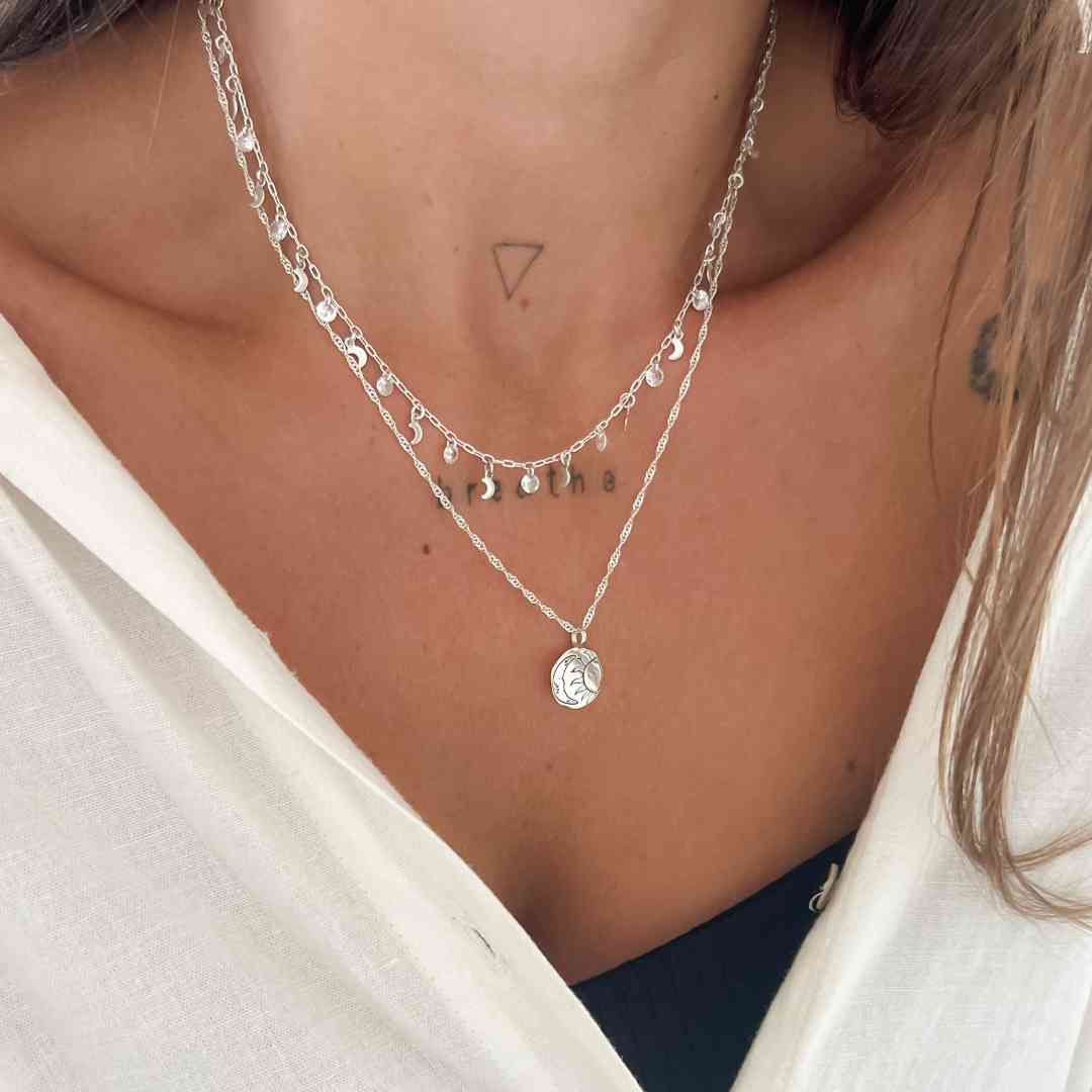Colar Chocker Lua e Zirc&ocirc;nia