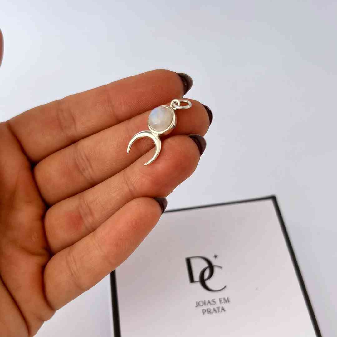 Pingente meia lua com cristal