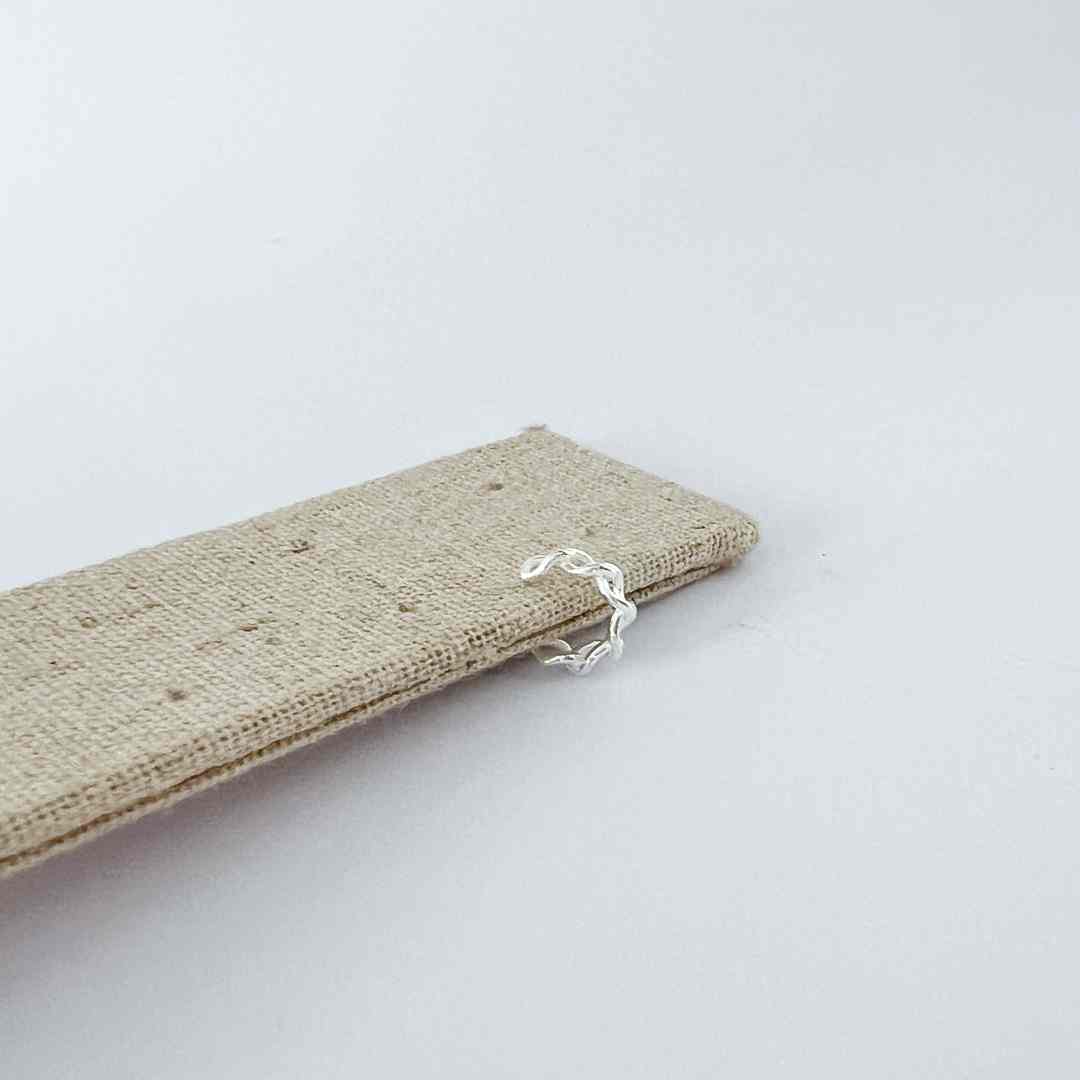 Piercing fake corrente