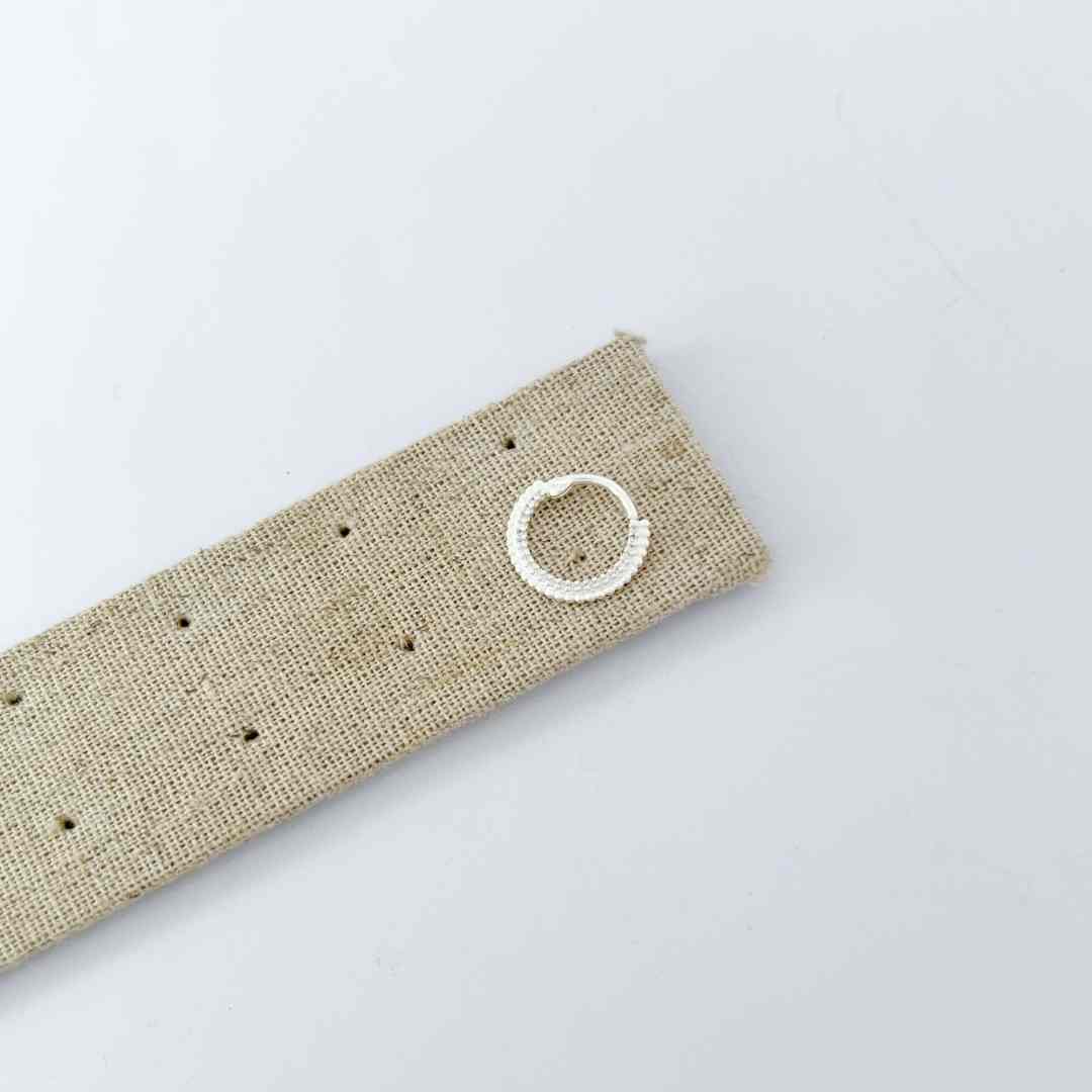 Piercing Argola Conch Detalhado