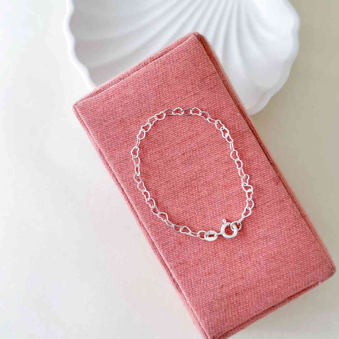 Pulseira Infantil Corações