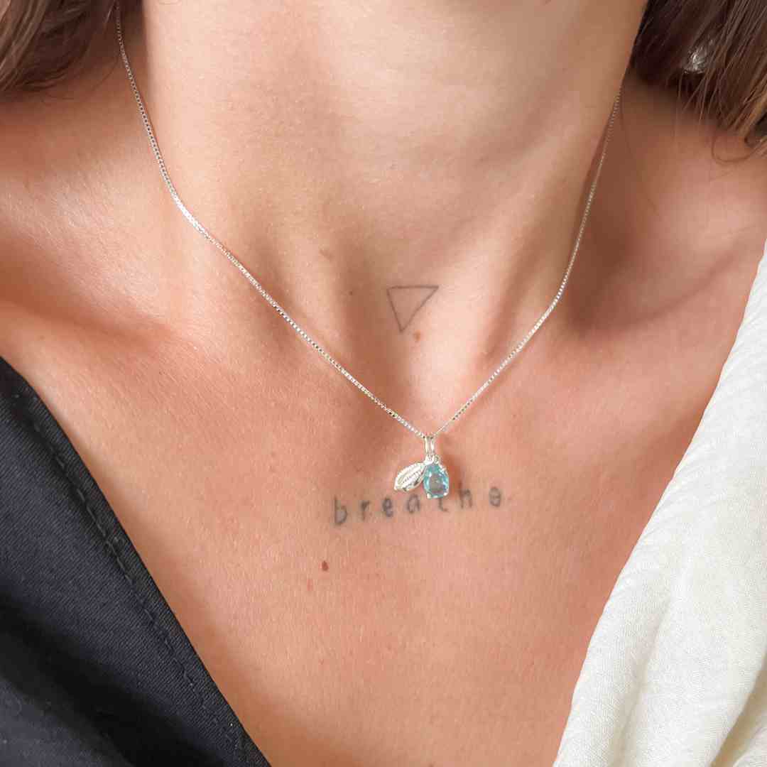 Colar Búzios e Zircônia Turquesa