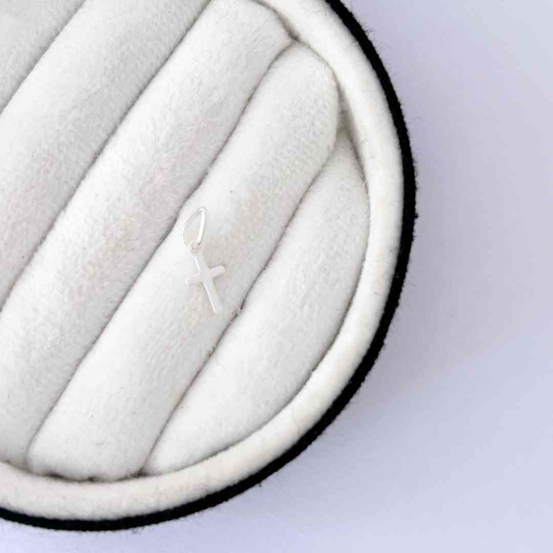 Pingente Mini Crucifixo