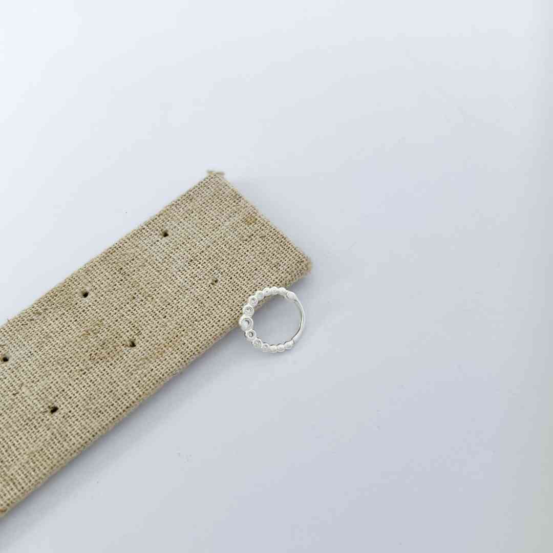 Piercing Argola Conch 7 Pedras