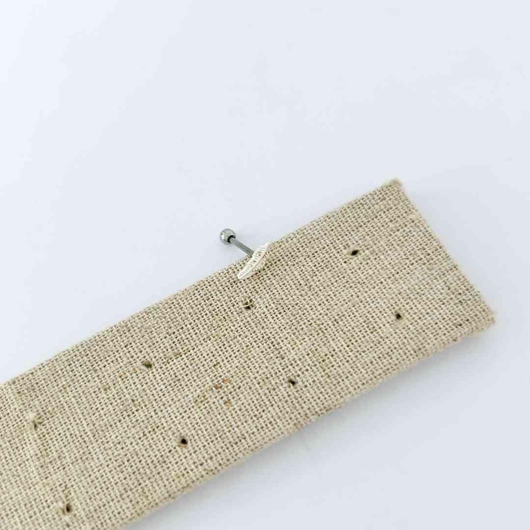 Piercing Haste Reta Pena