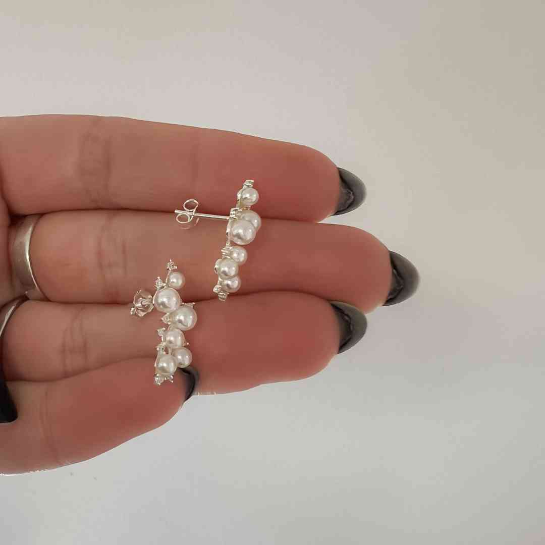 Brinco Ear Cuff Pérolas e Zircônias