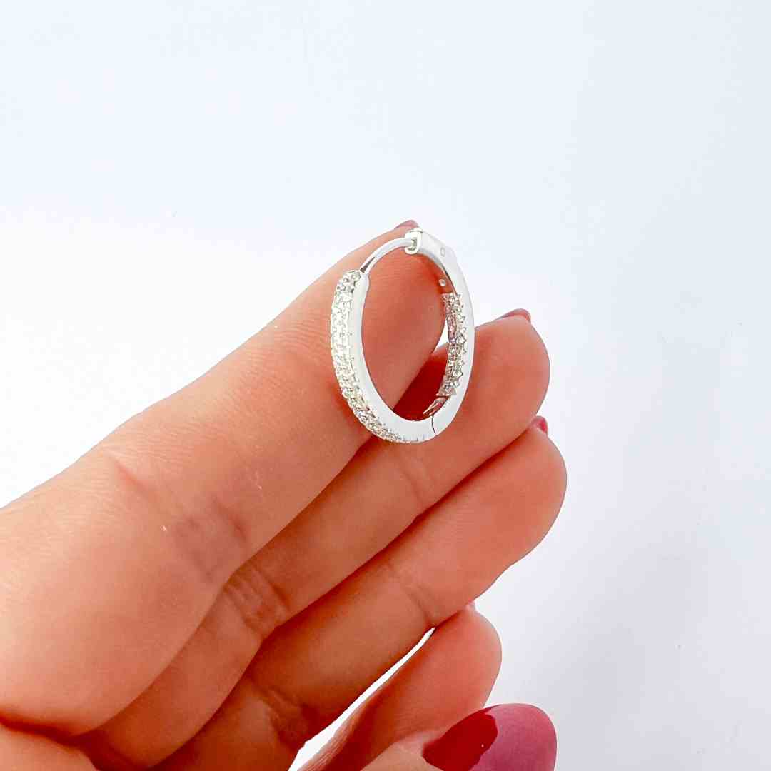 Brinco Argola Cravejada Clic Trava