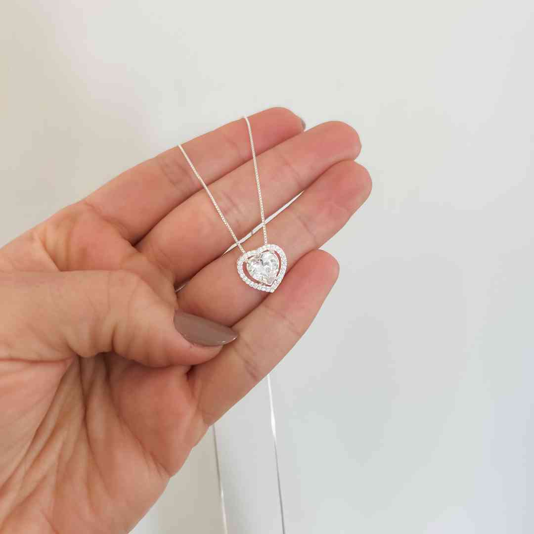 Gargantilha pedra coração