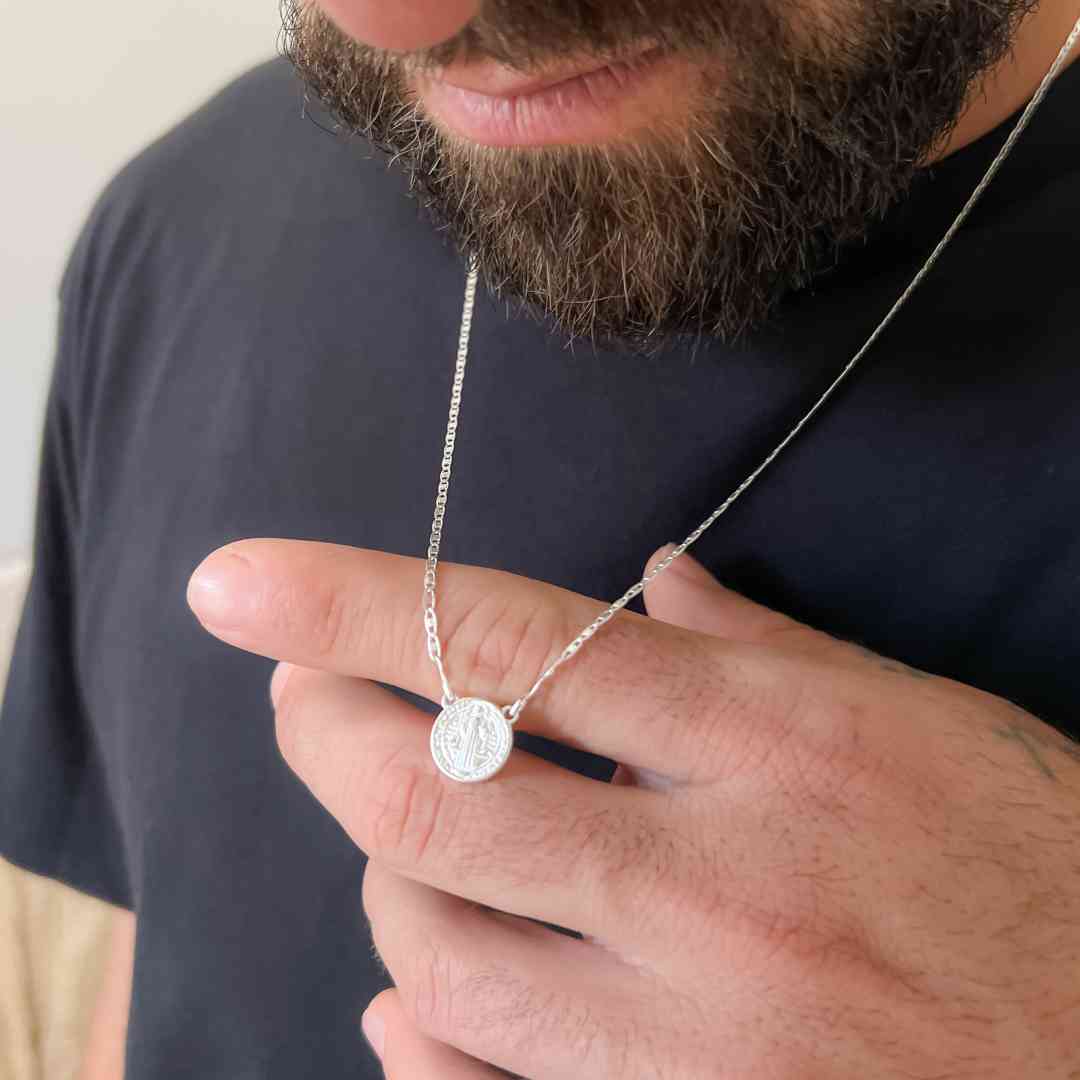 Escapulário São Bento