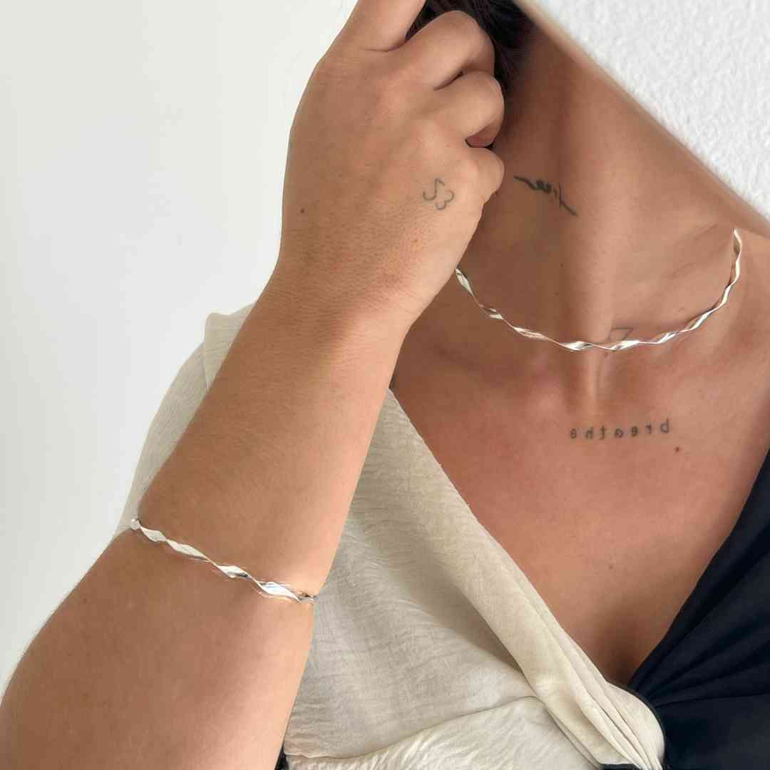 Pulseira aro torcido