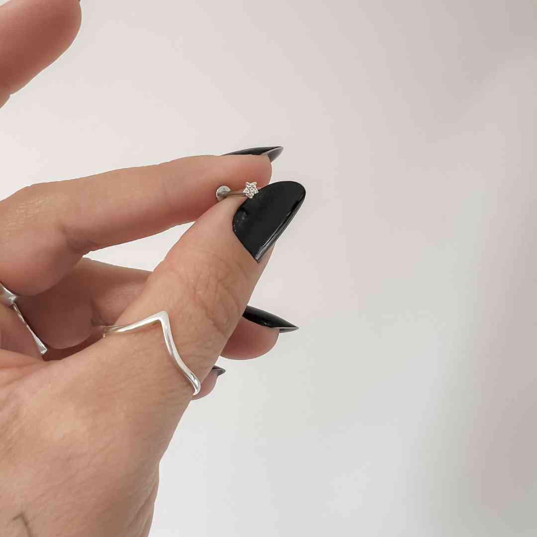 Piercing Haste Reta Estrela Cravejada