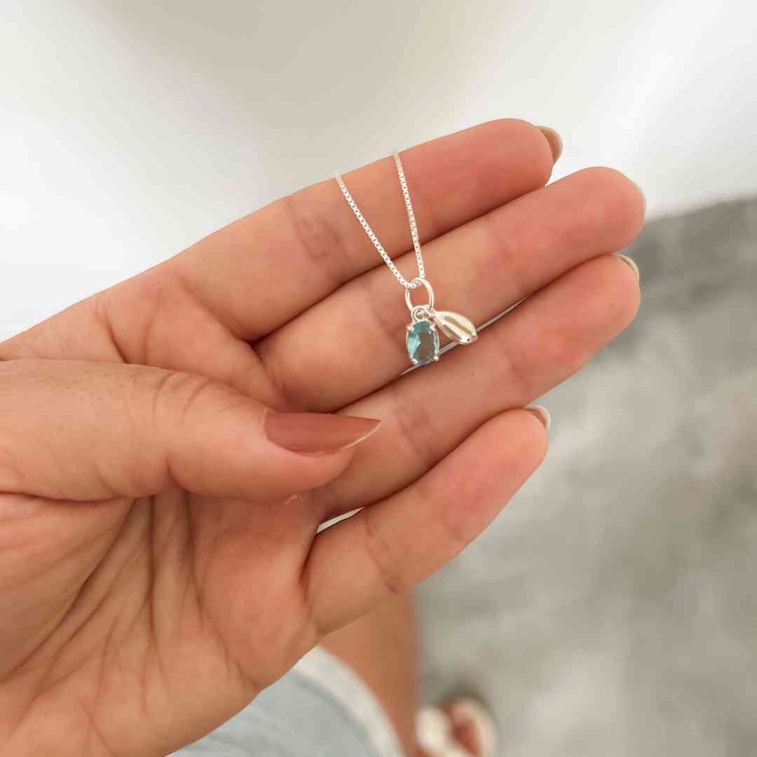 Colar Búzios e Zircônia Turquesa