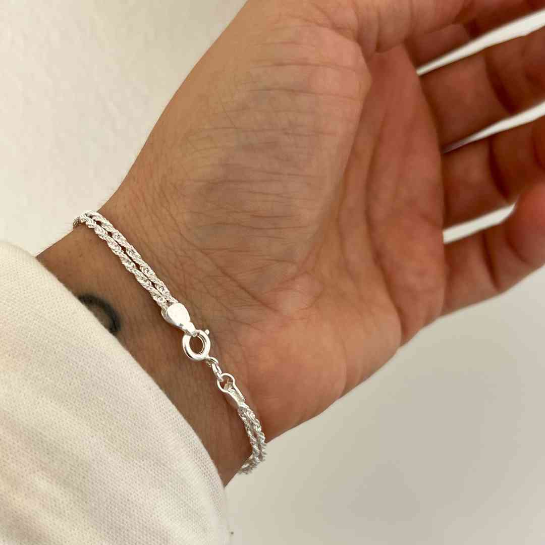 Pulseira 2 fios nó
