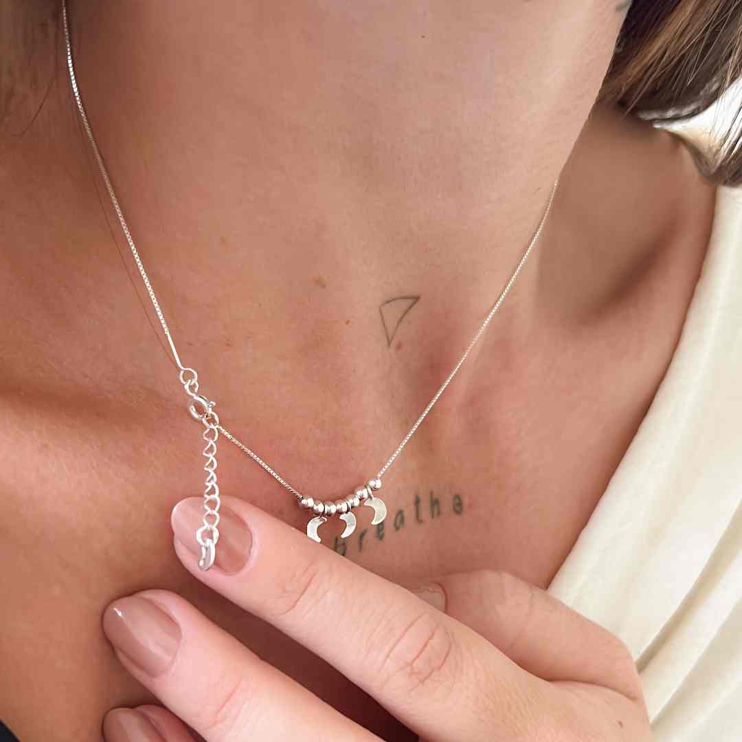 Gargantilha Lua e Esferas