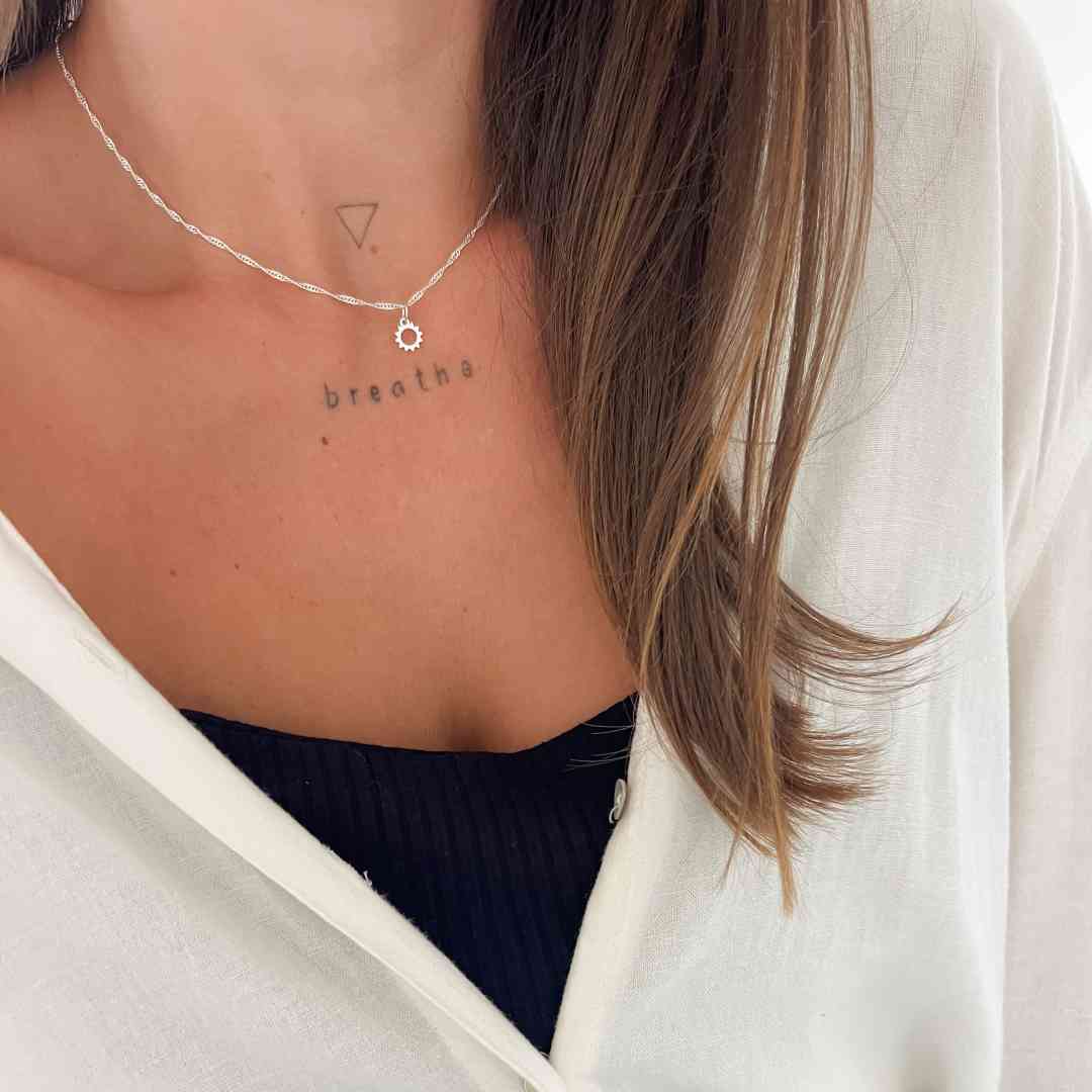 Pingente Mini Sol Vazado