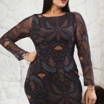 Vestido em tule estampado PLUS