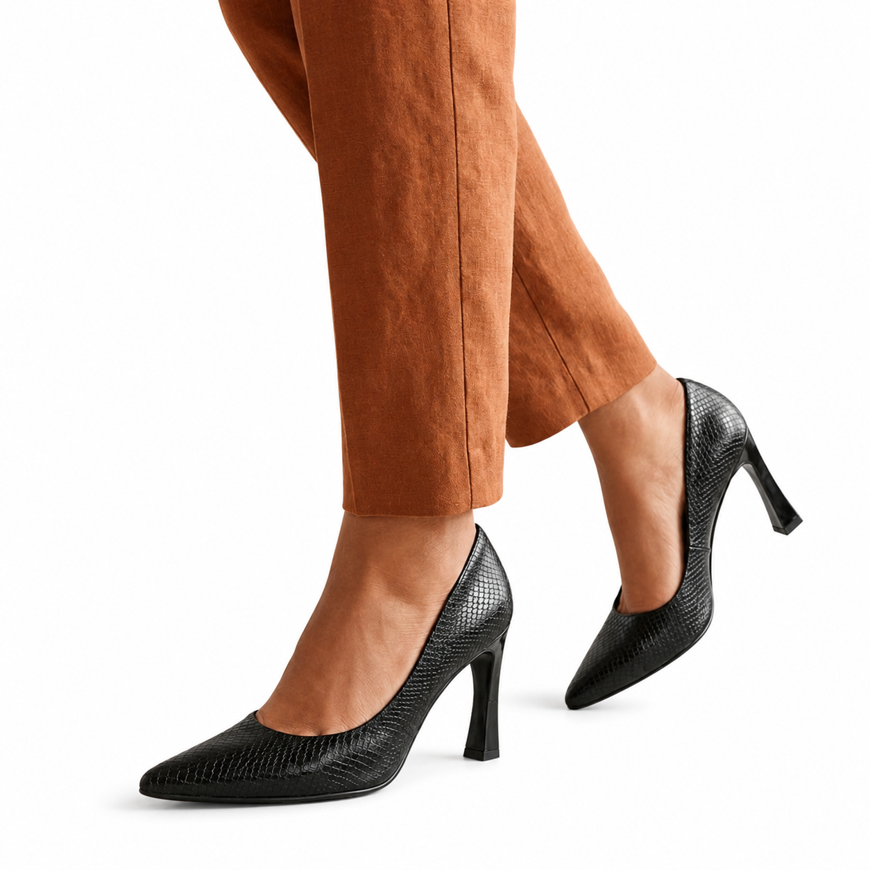 Scarpin Feminino Clássico Bico Fino