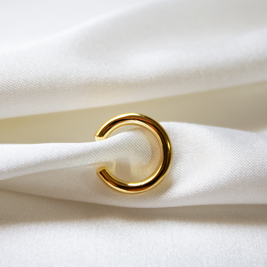 Tune - Piercing Fake banhado a ouro 18k