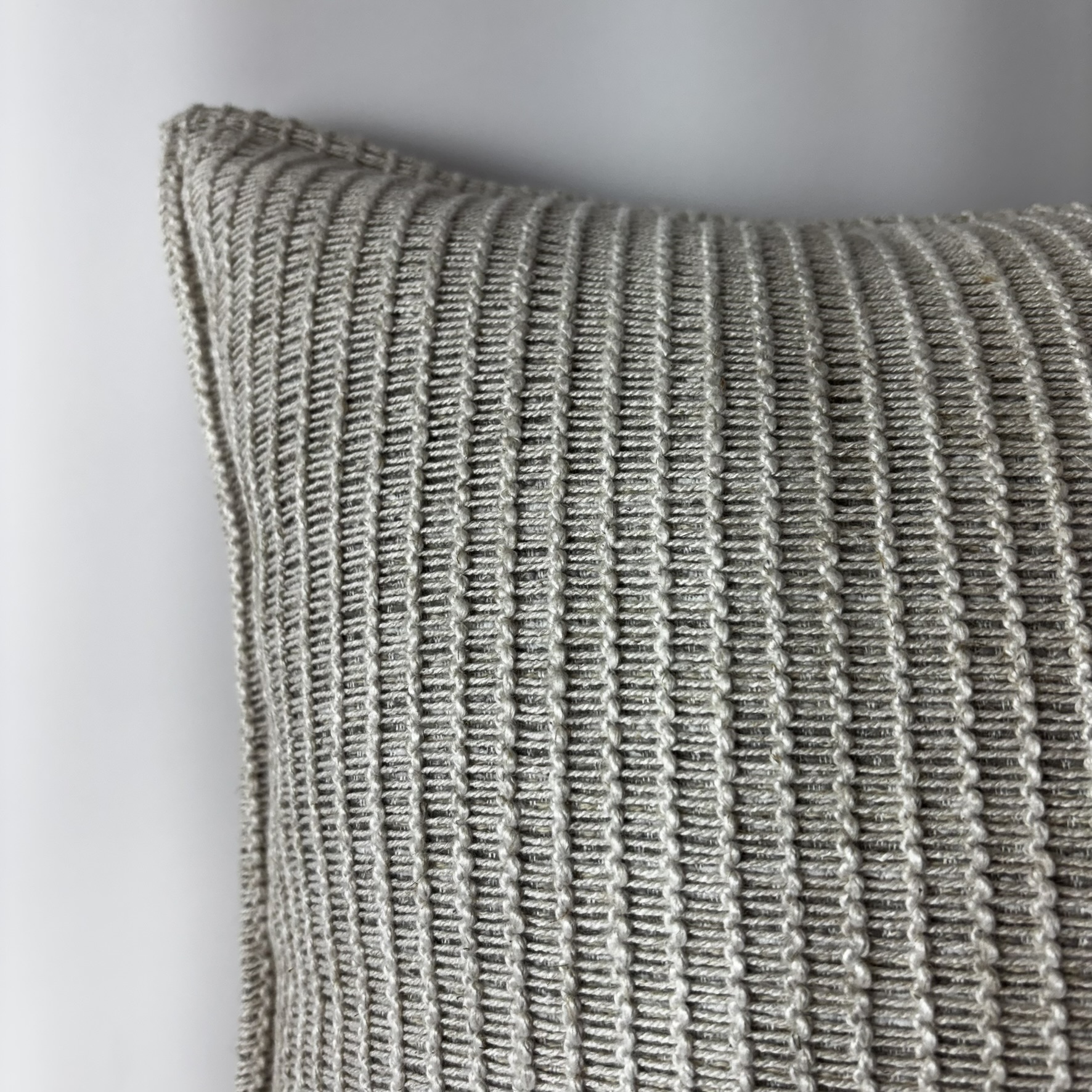 CAPA ALMOFADA CROCHE FENDA 50X50