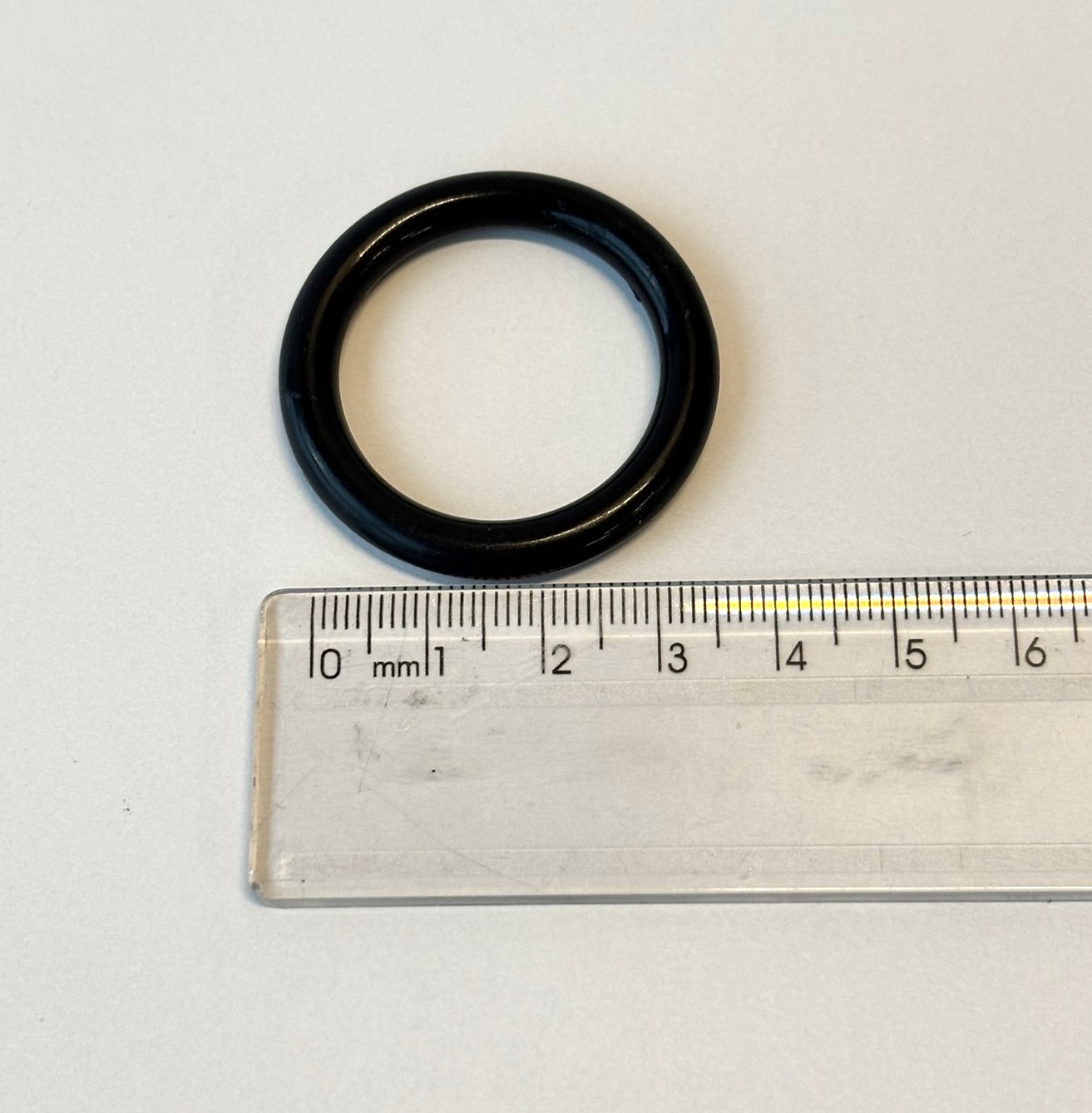 ARGOLA PRETA 19mm PLASTICA