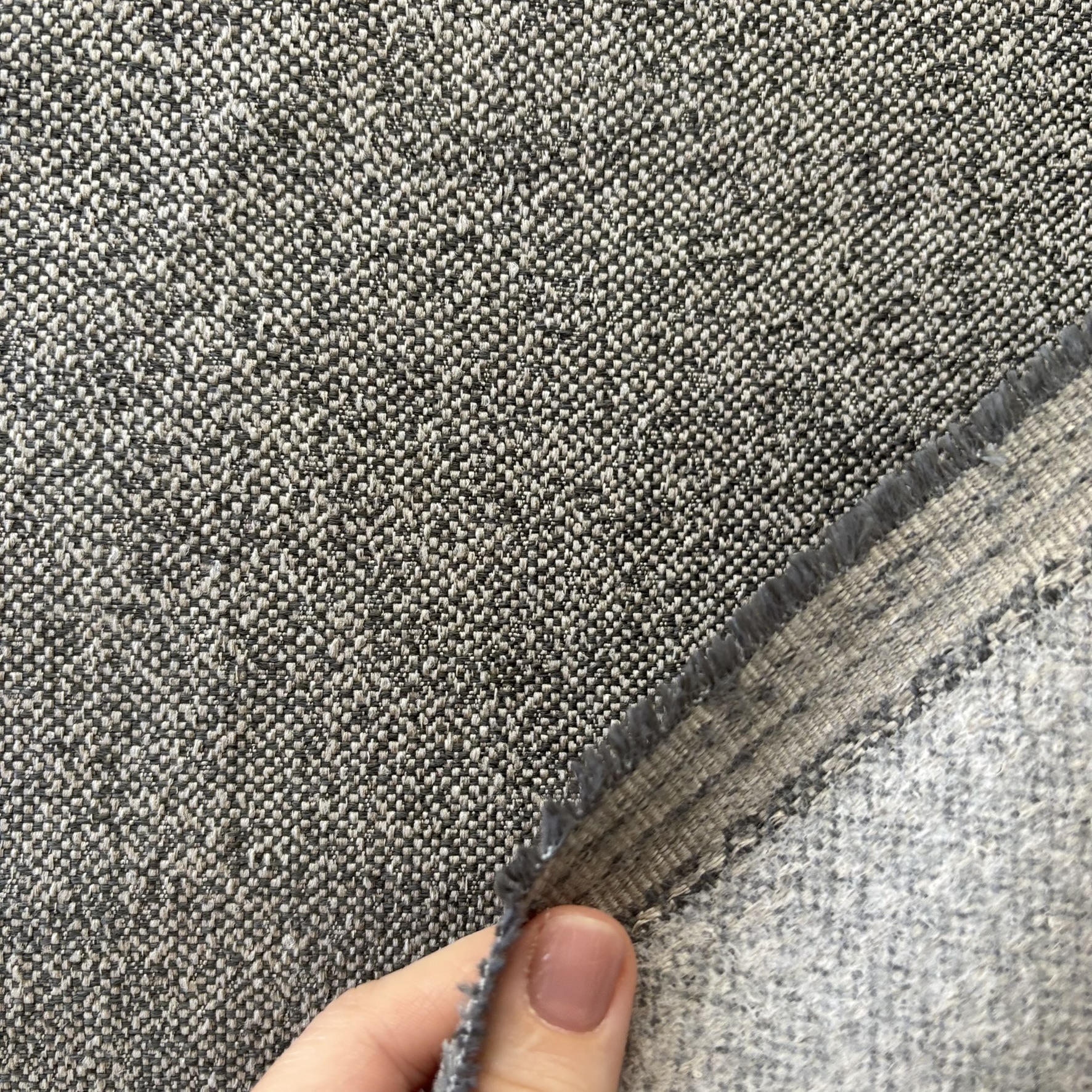 HEATHERED MERCURY BOUCLE