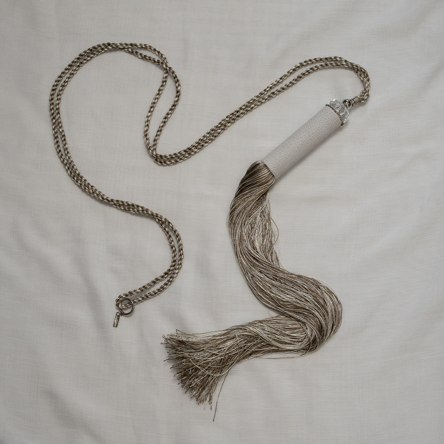 BRAÇADEIRA / PINGENTE  PARA CORTINA MESCLA BEGE ESCURO