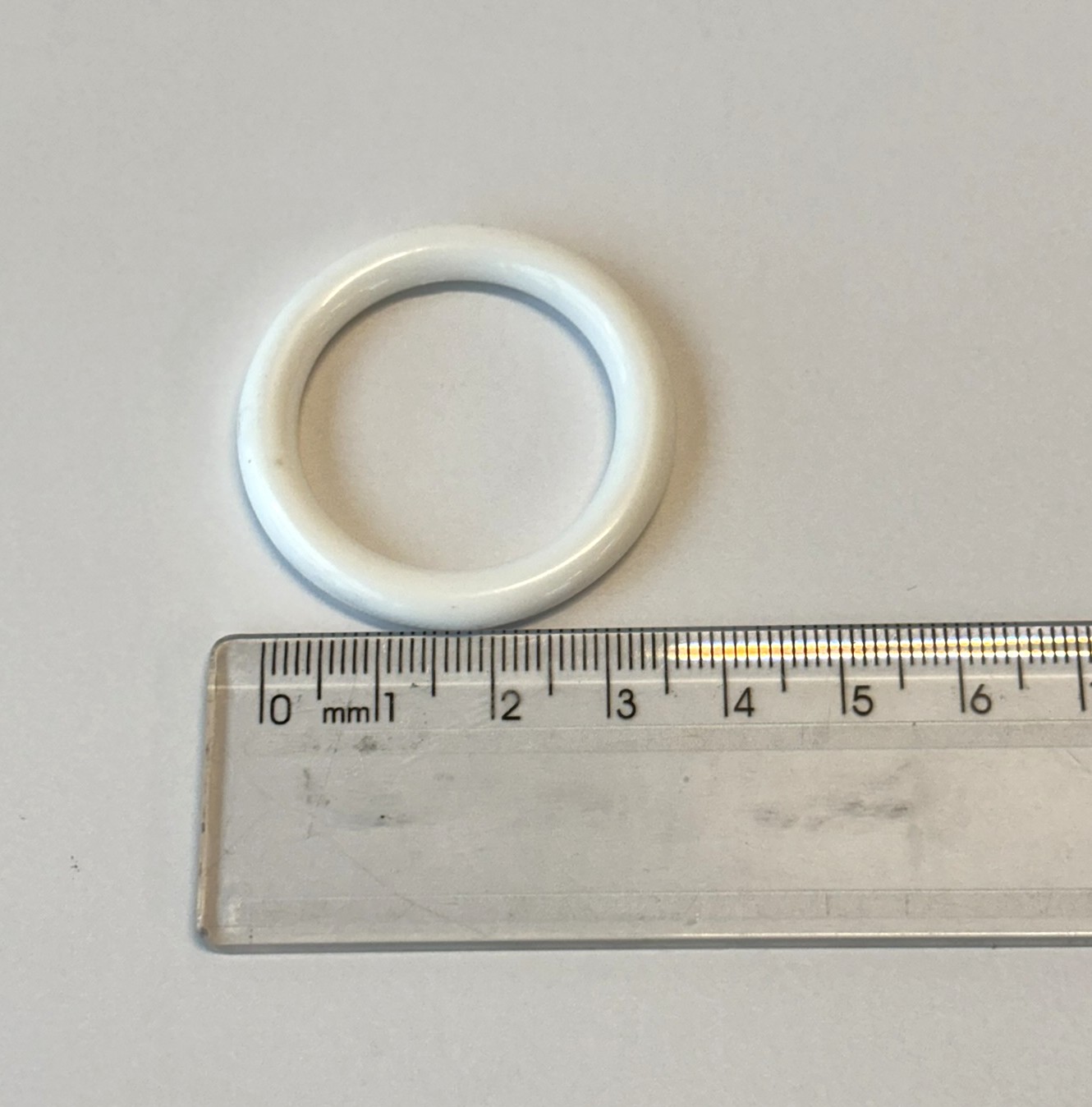 ARGOLA BRANCA 19mm PLASTICA