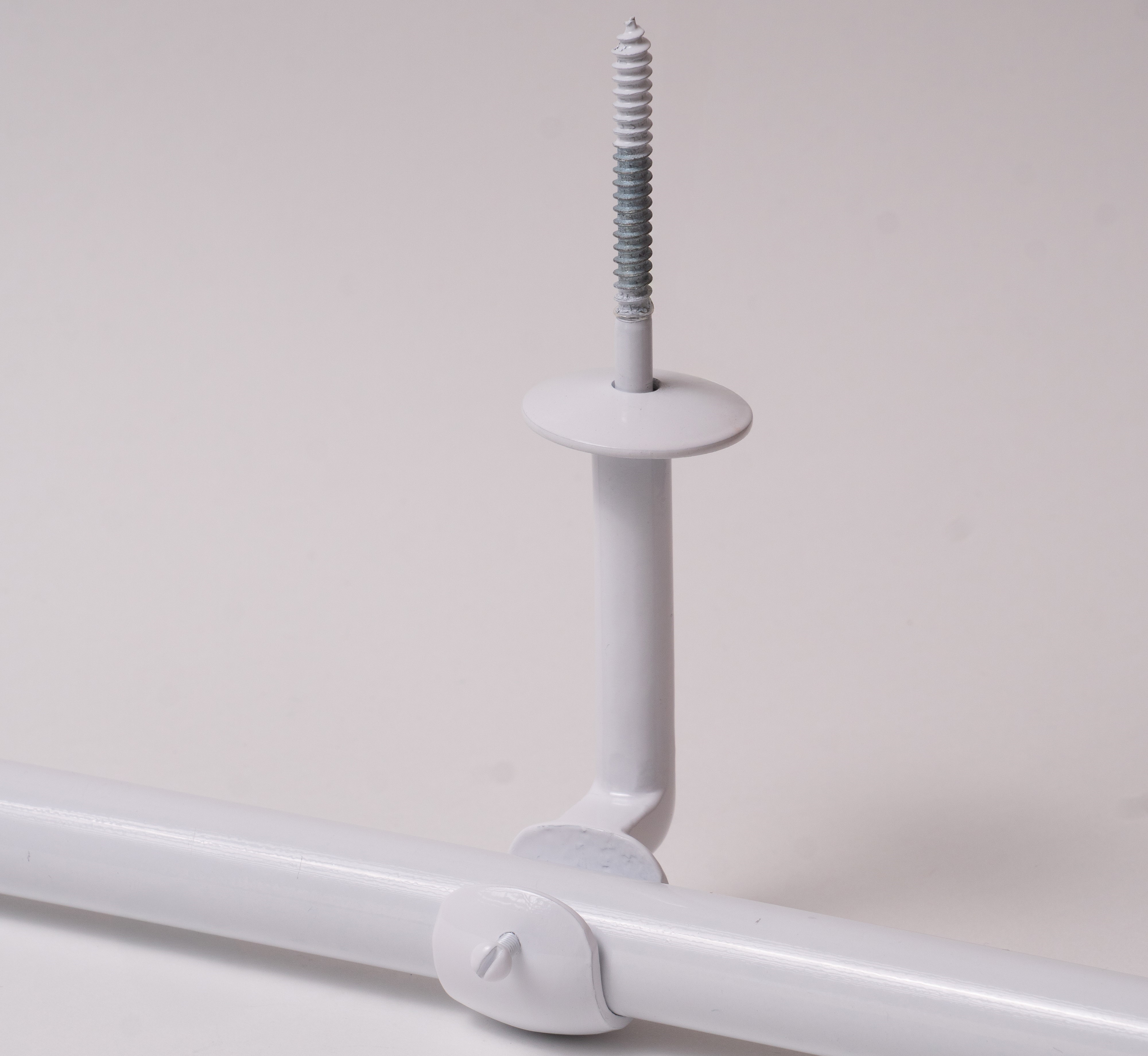 SUPORTE DE TETO PARA VARAO DE 19mm  ILHOS