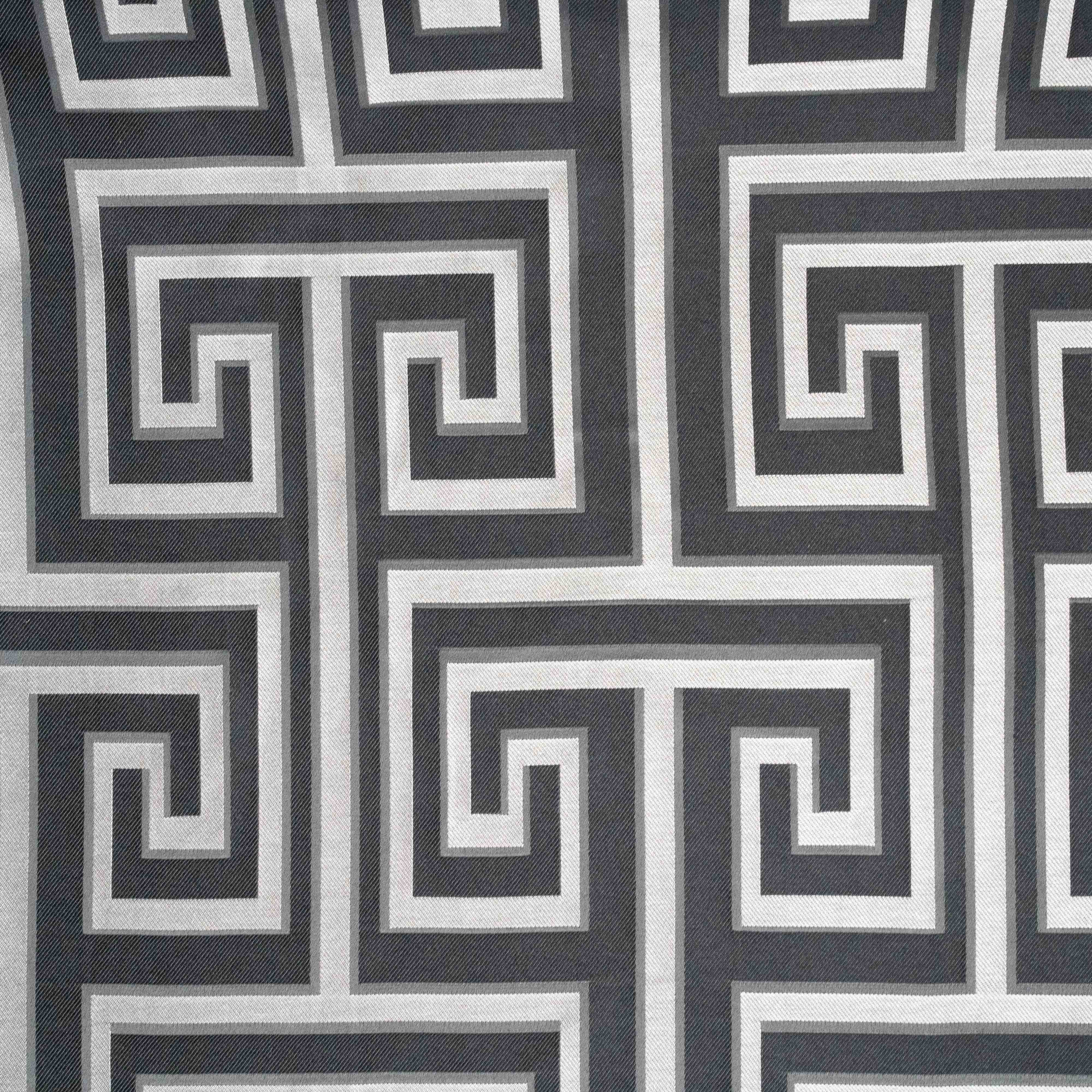 JAKARD MAESTRAL PRETO E PRATA
