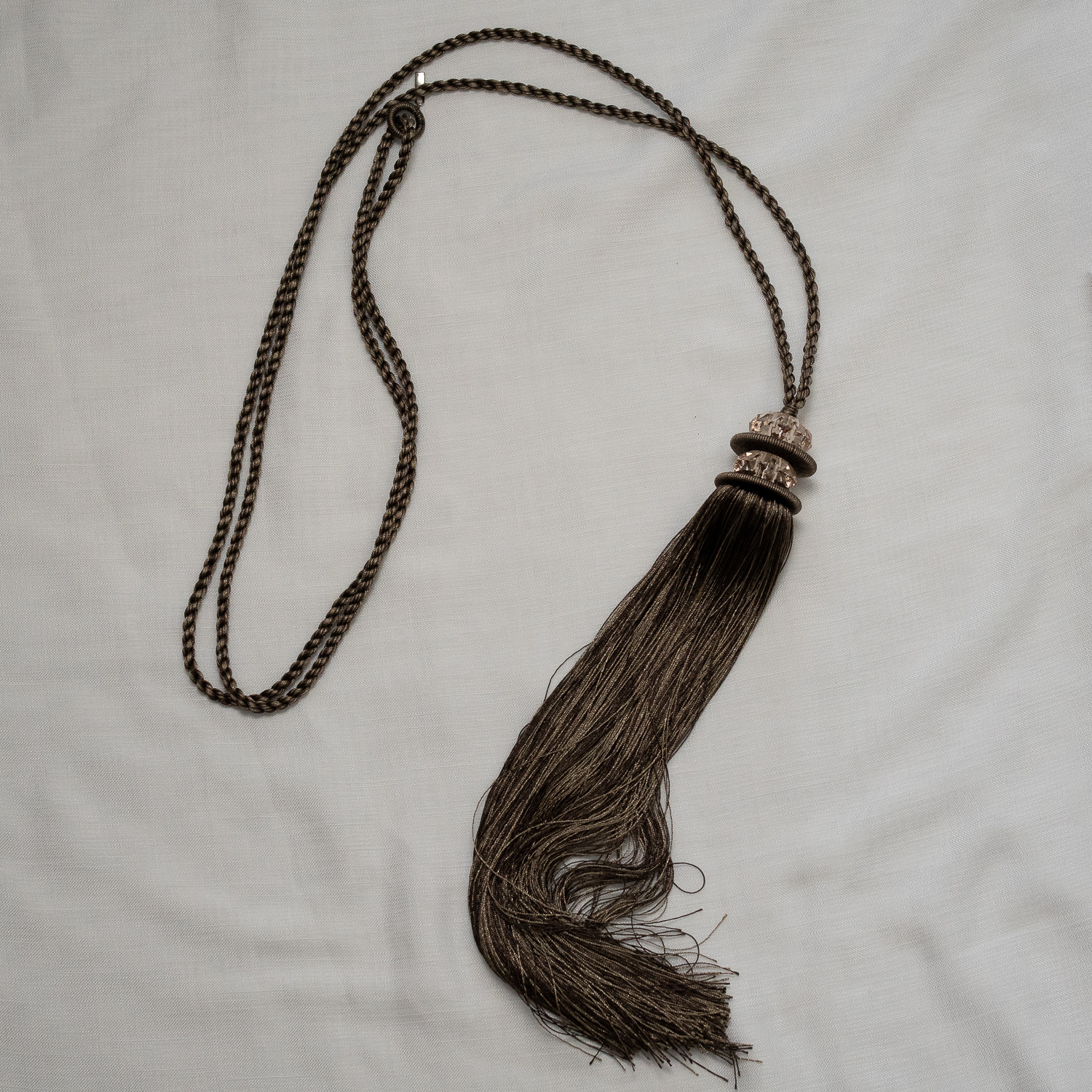 BRAÇADEIRA / PINGENTE PARA CORTINA MESCLA BEGE E MARROM