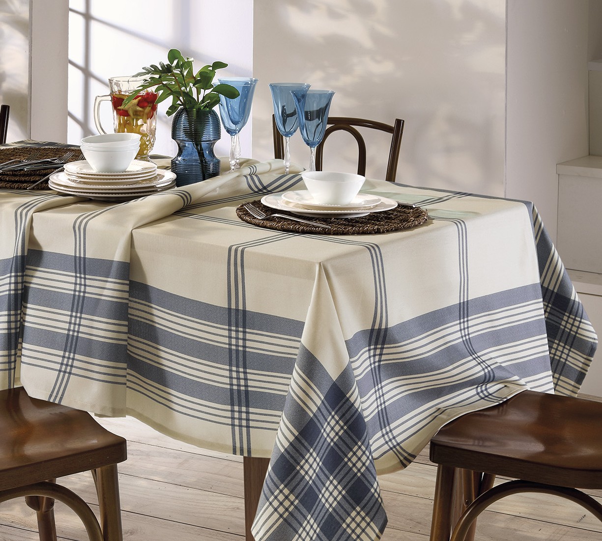 TOALHA DE MESA 6 LUGARES 1.40X2.10 CLEAN RENOVA