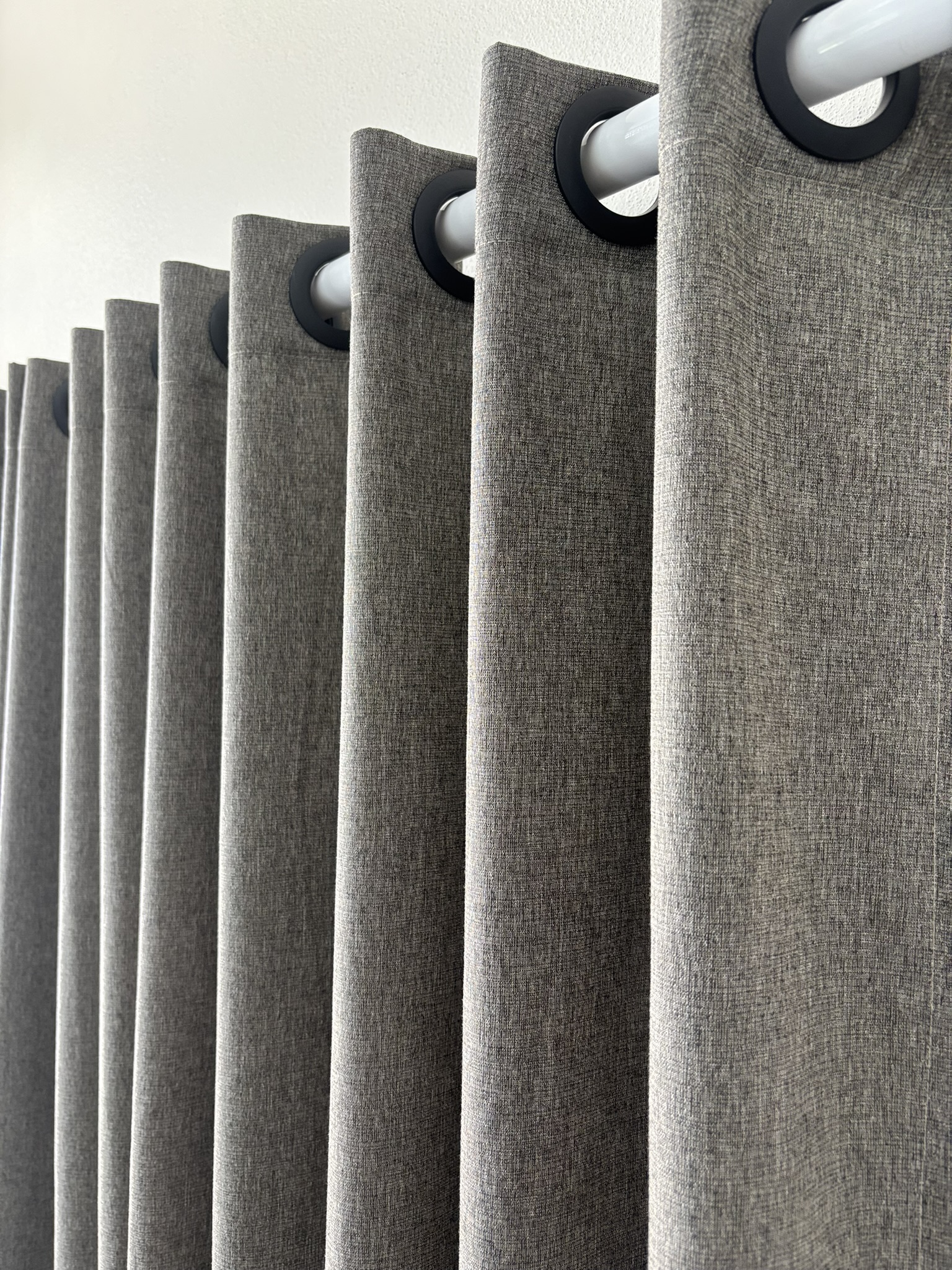 CORTINA C/ ILHOS SHANTUNG 