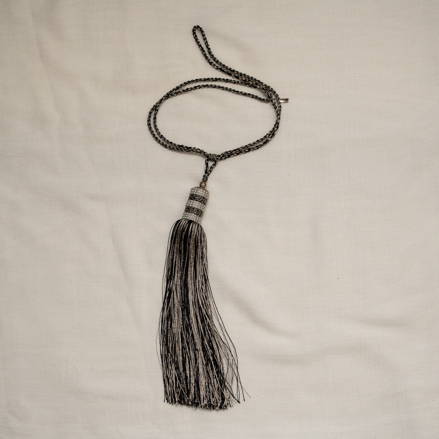 BRAÇADEIRA PARA CORTINA MÉDIA PRETA MESCLA