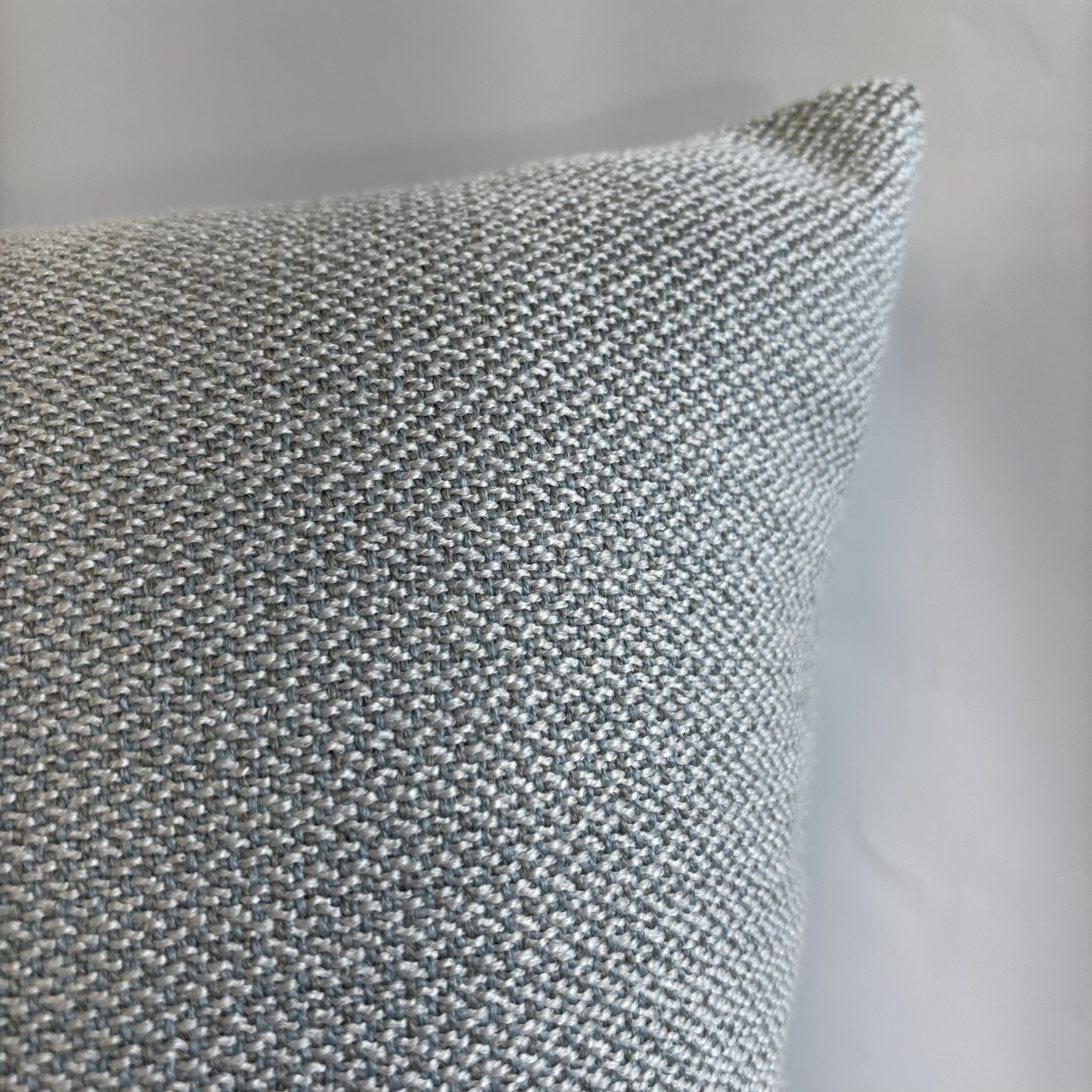 CAPA PARA ALMOFADA 50 X 50 CM TRAMADO MESCLADO AZUL CLARO E MARFIM