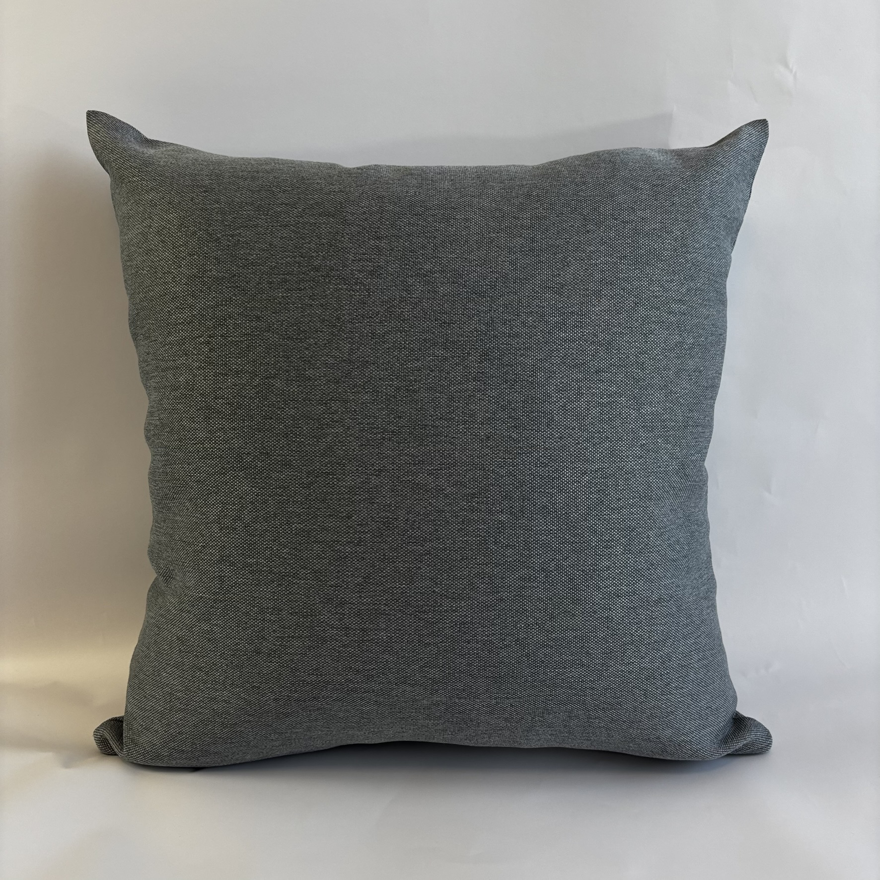 CAPA PARA ALMOFADA 50 X 50 CM  CINZA AZULADO