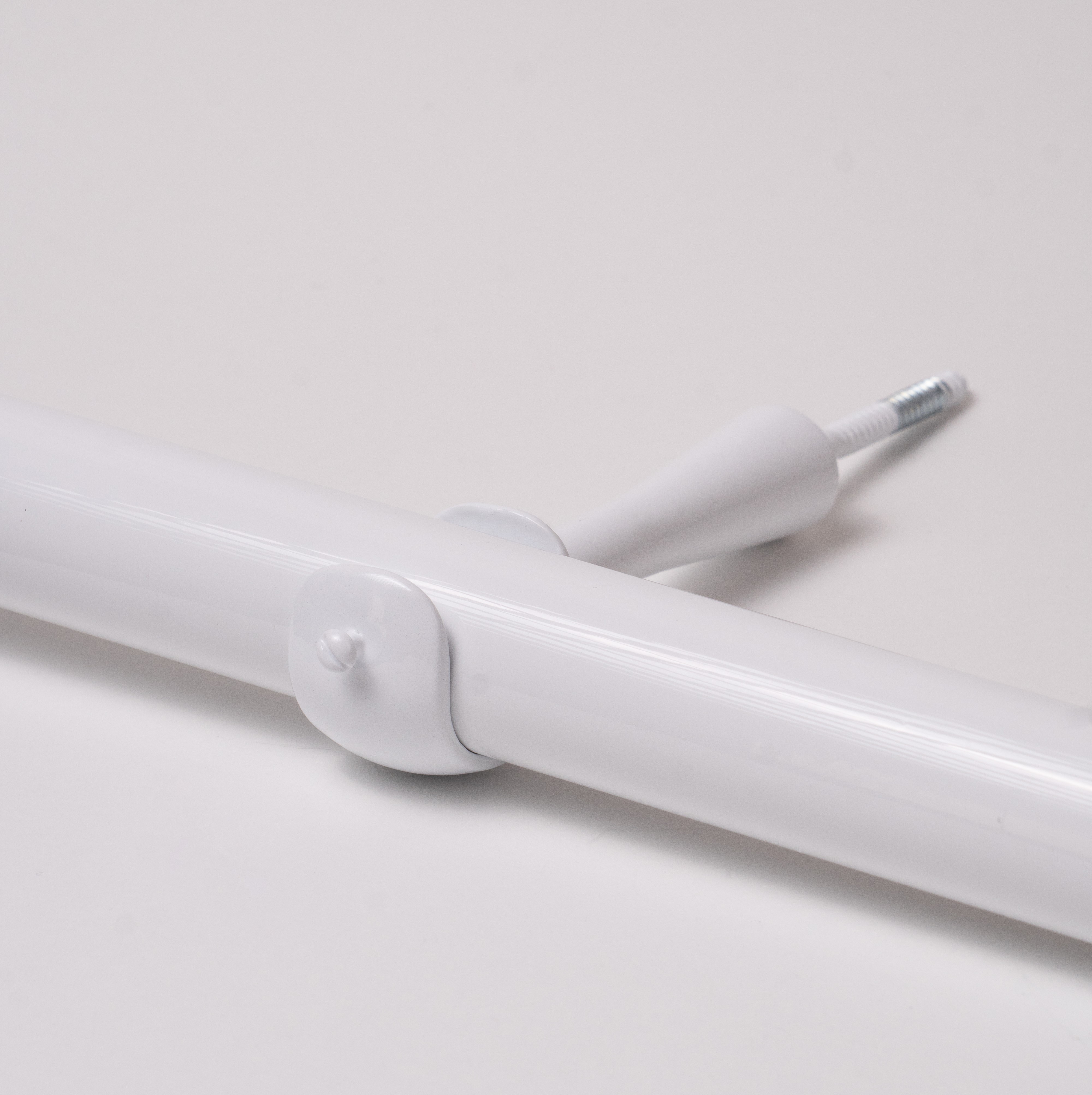 SUPORTE DE  PAREDE PARA VARÃO 28mm COM 7CM DE AFASTAMENTO