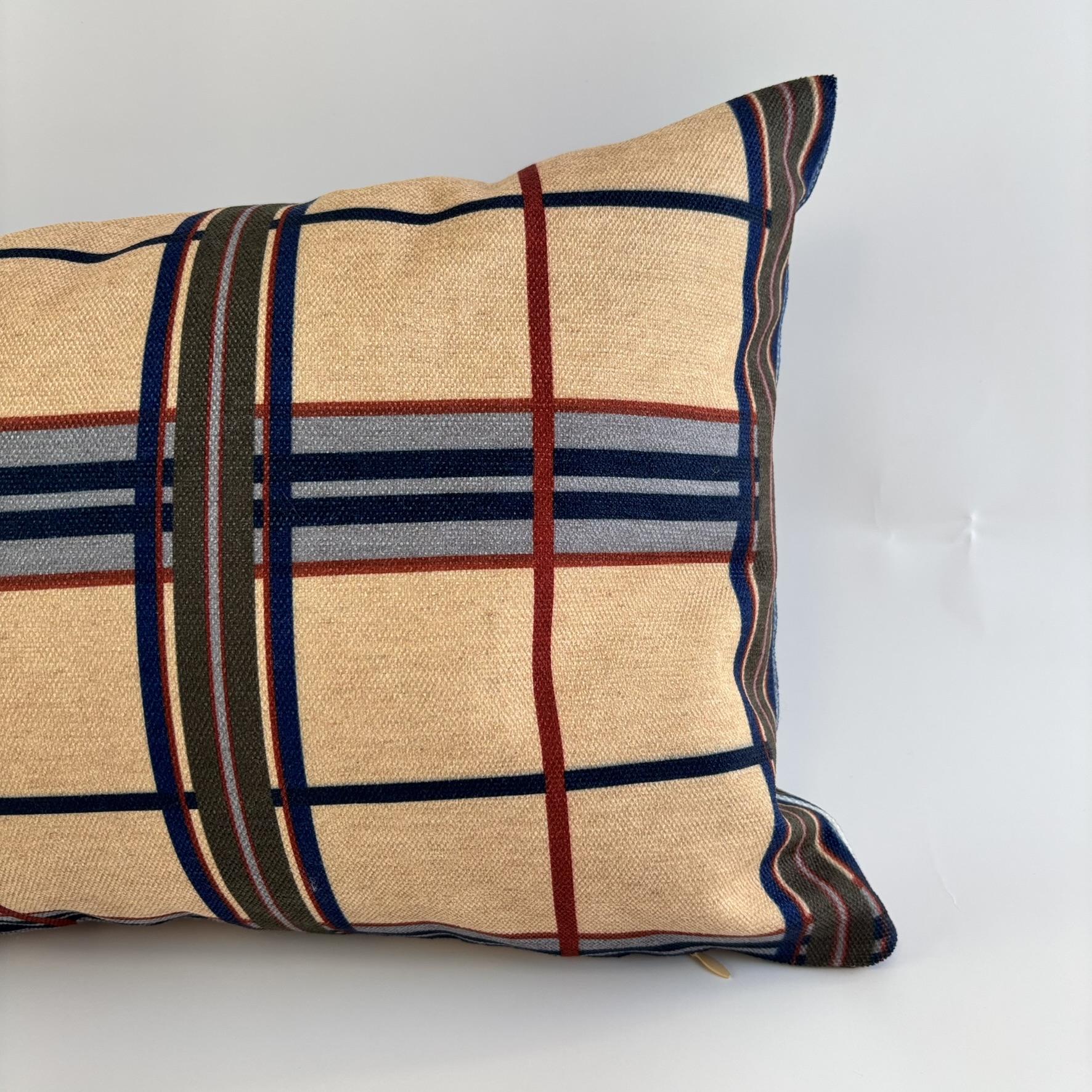 CAPA PARA ALMOFADA BAGUETE XADREZ WINDSOR CLARO