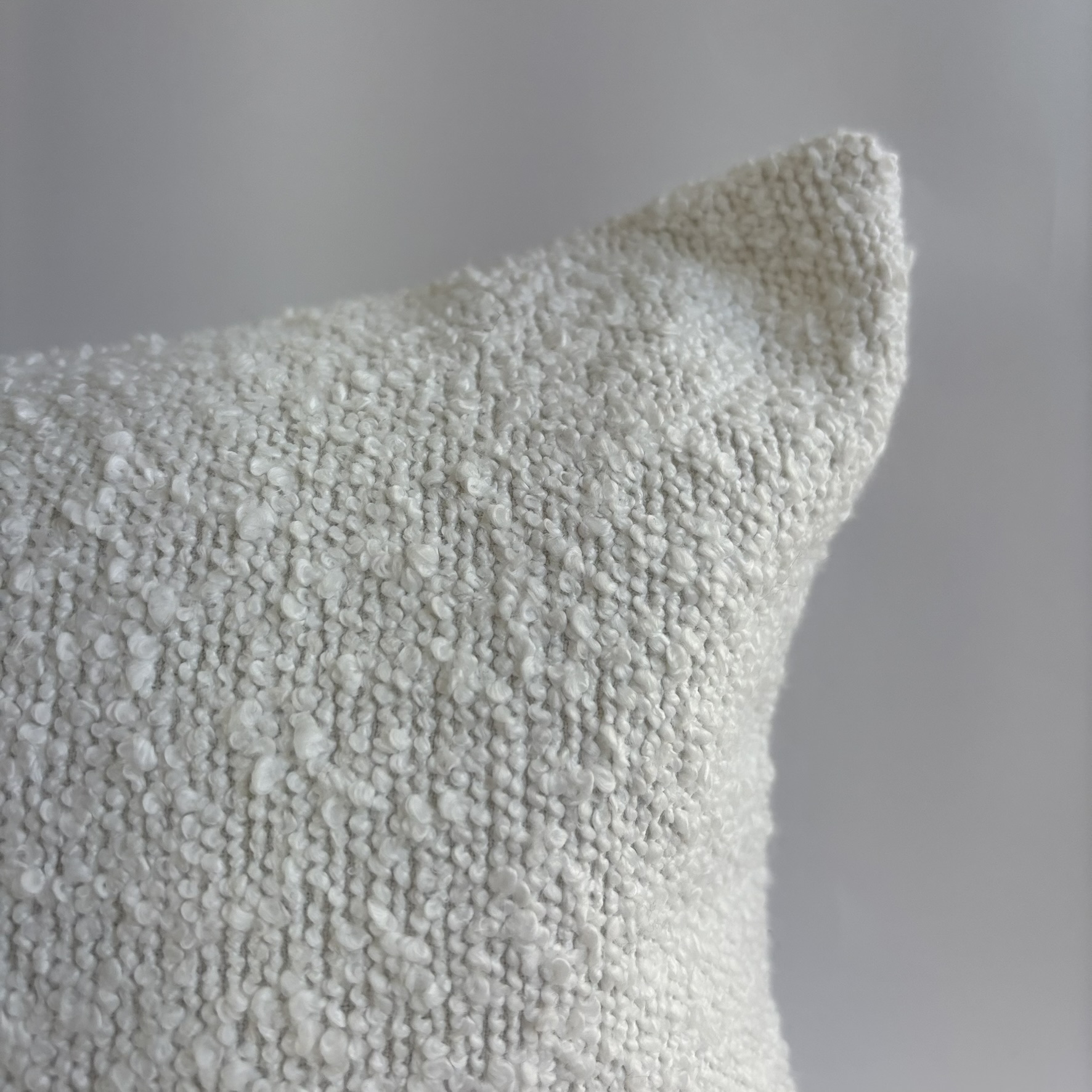 CAPA PARA ALMOFADA BAGUETE BOUCLE OFF WHITE