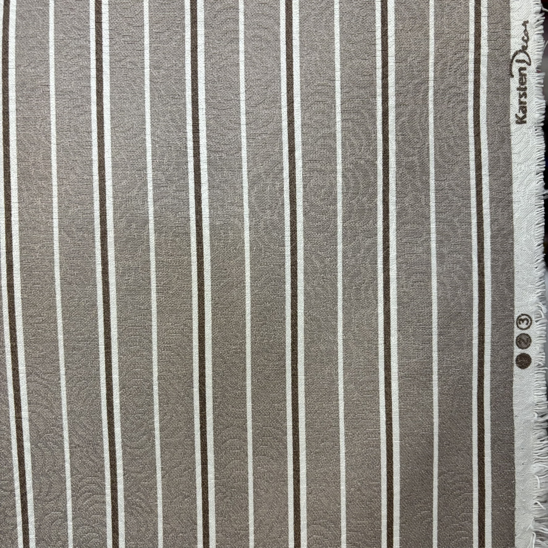 VERONA LISTRADO FENDI