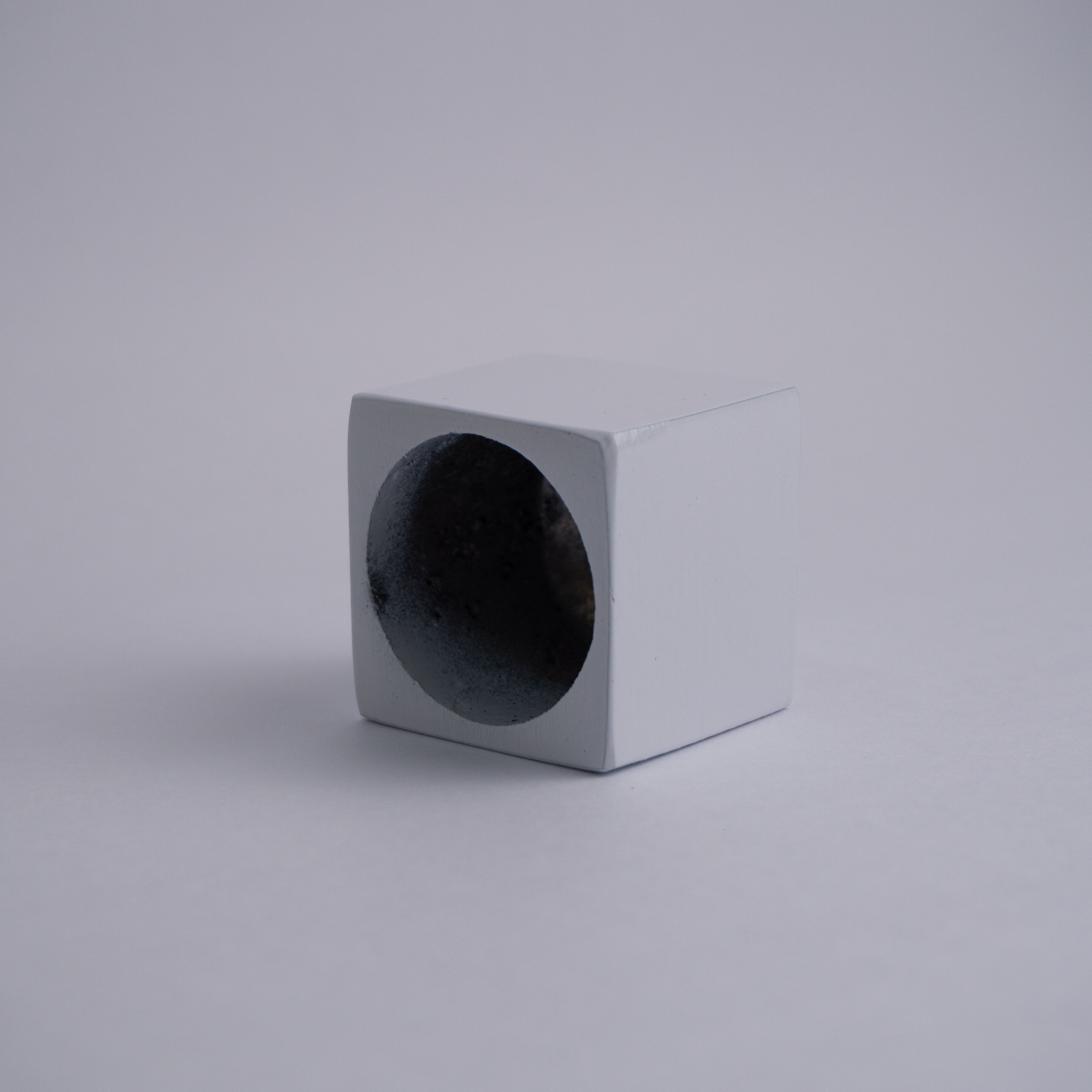 PONTEIRA PARA VARÃO DE  28mm TAMPA QUADRADA