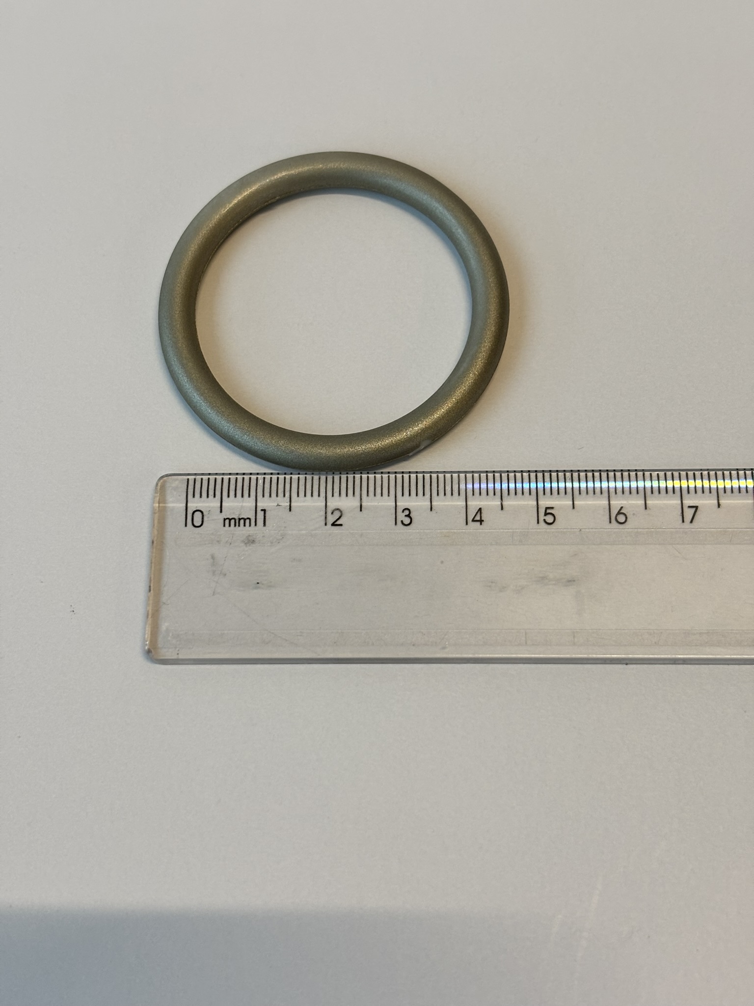 ARGOLA AÇO ESC 28mm PLASTICA