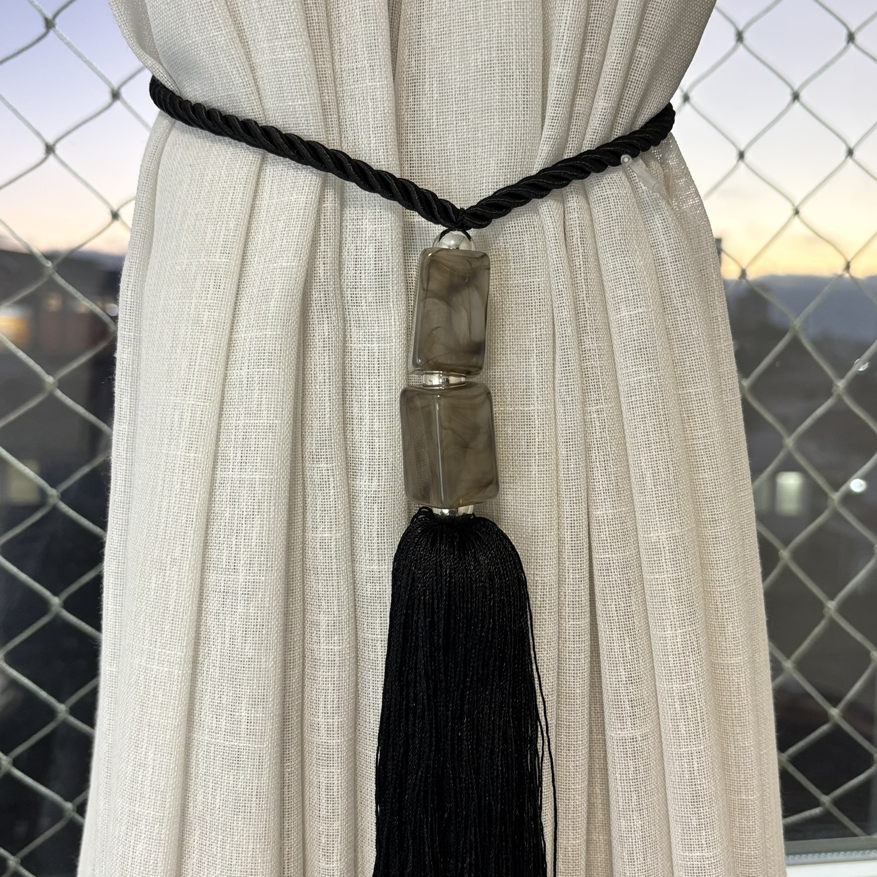 BRAÇADEIRA PARA CORTINA UNIQUE PRETA COM PEDRAS