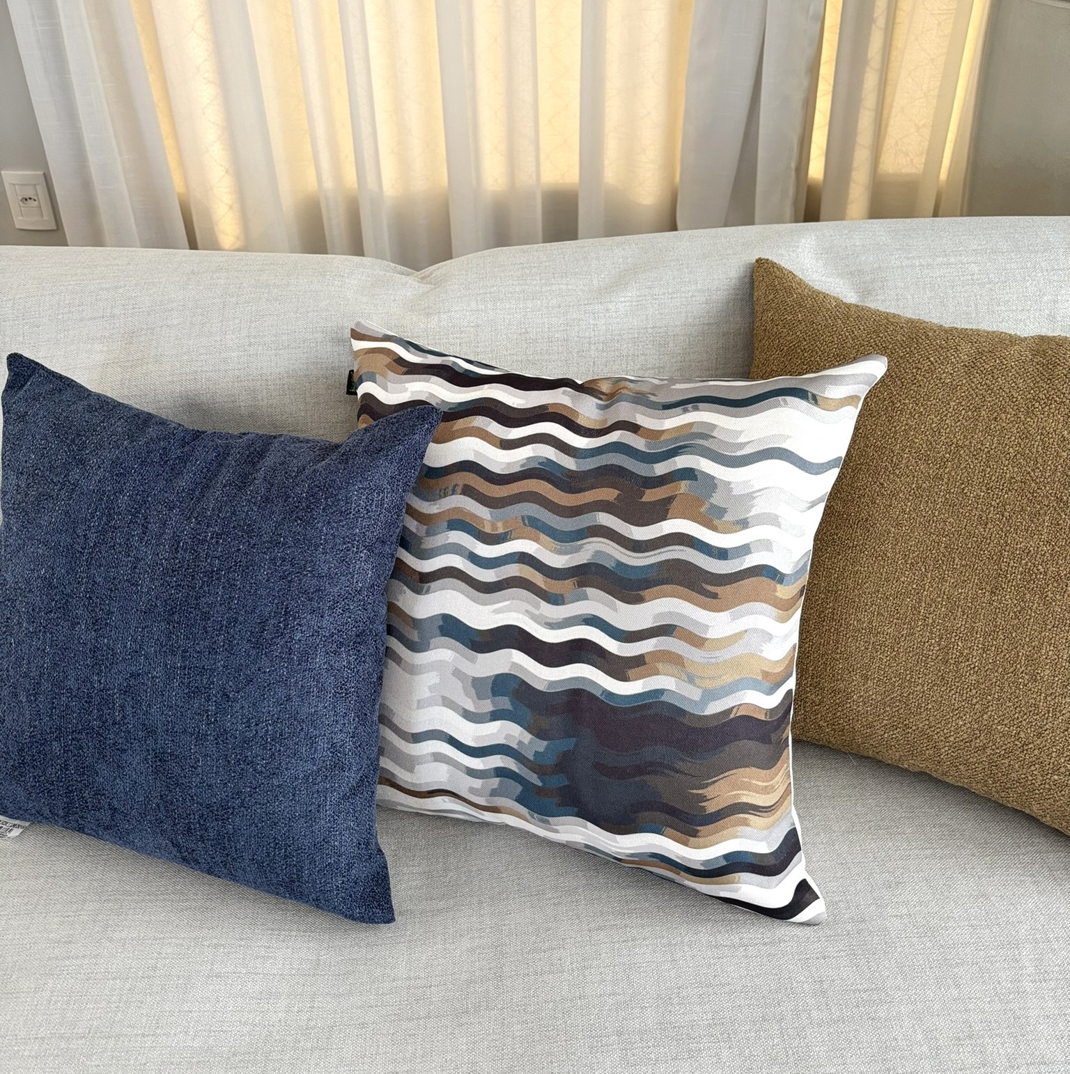 CONJUNTO ALMOFADAS AZUL E CARAMELO