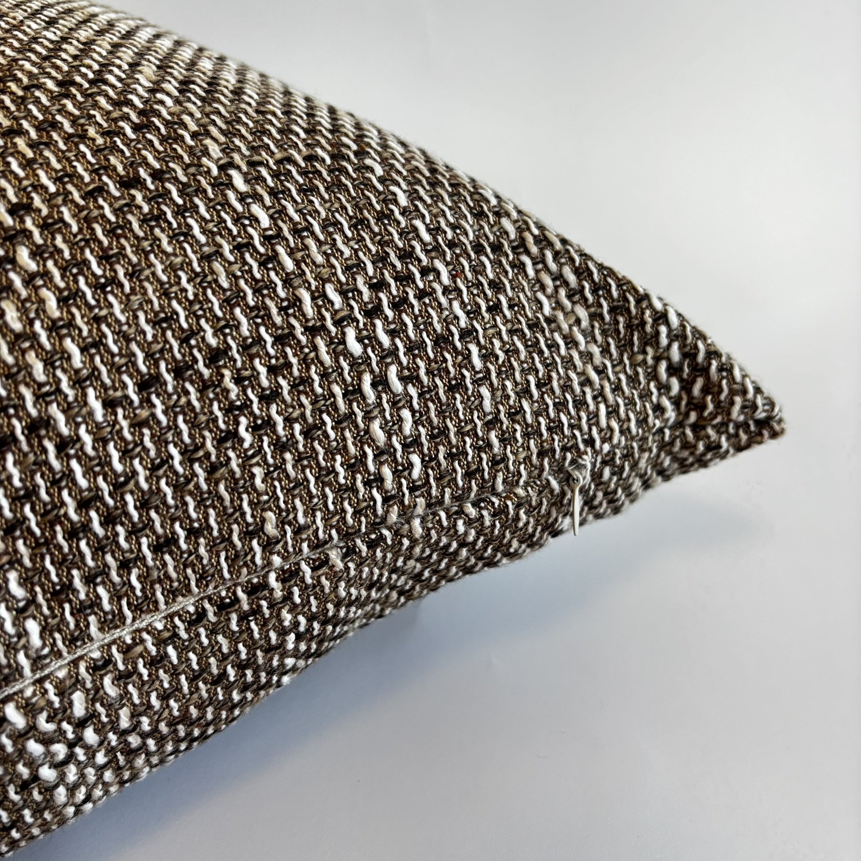 CAPA PARA ALMOFADA 50 X 50 CM  TRAMADO BEGE ESCURO