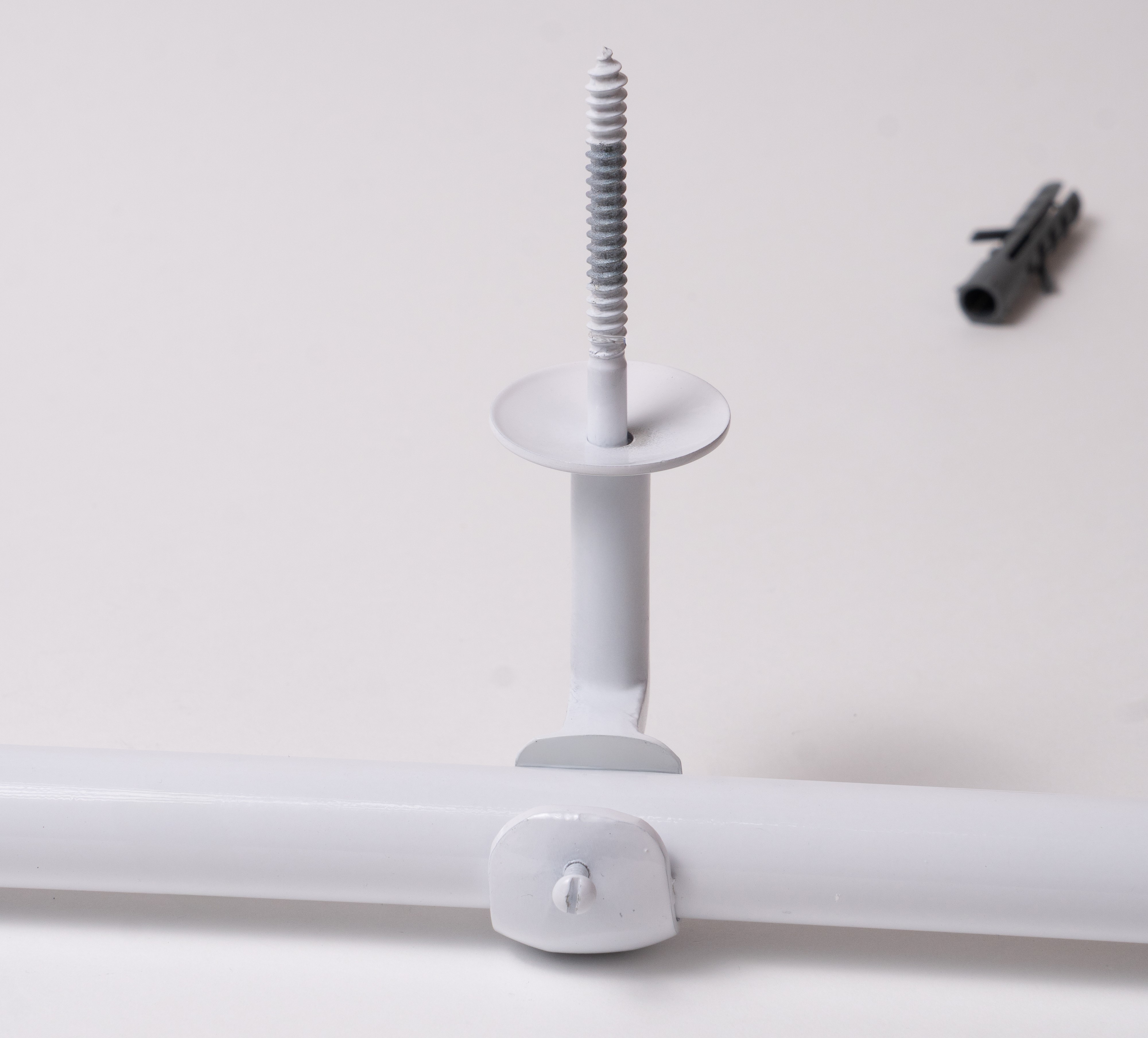 SUPORTE DE TETO PARA VARAO DE 19mm  ILHOS