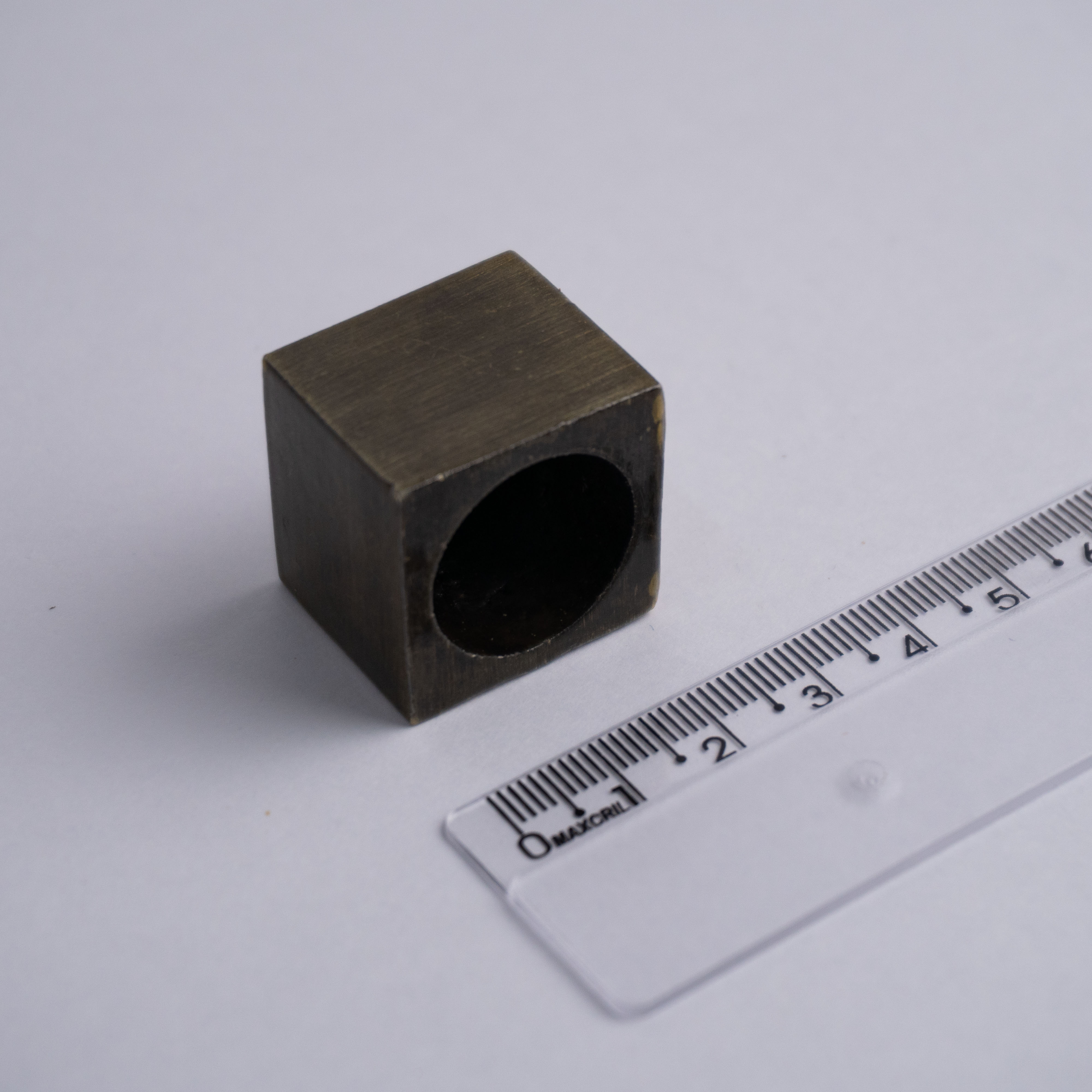 PONTEIRA PARA VARÃO DE 19mm TAMPA QUADRADA