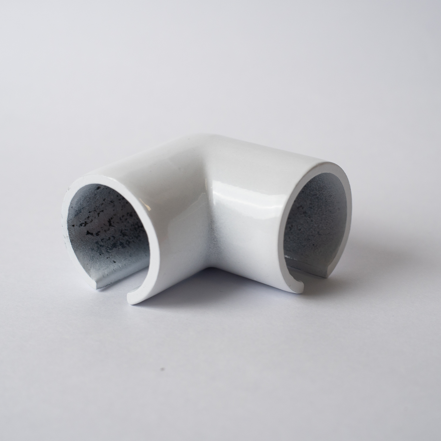 EMENDA DE PVC PARA VARAO DE CORTINA DE 28MM